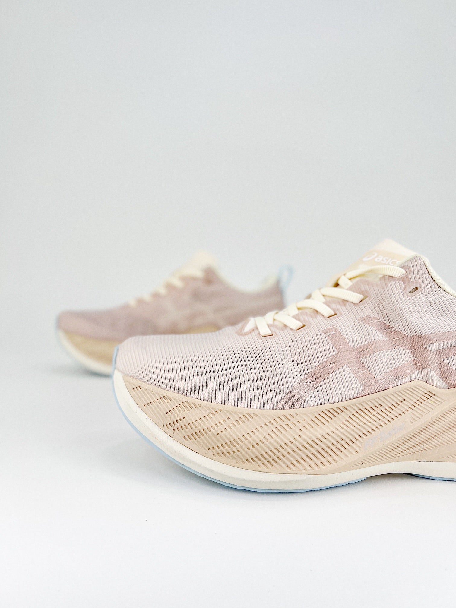 Asics Superblast 2