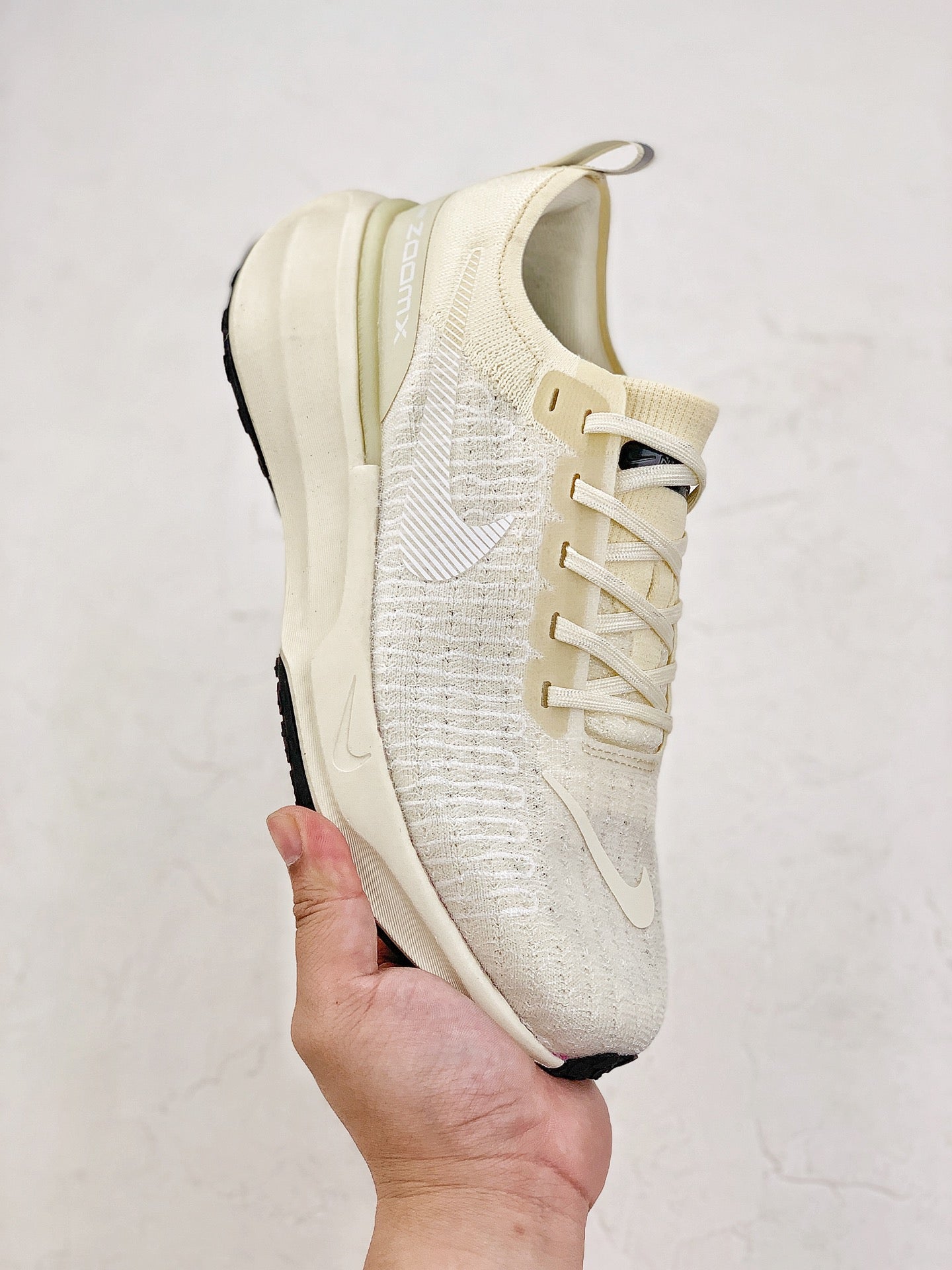 Nike Air Zoom X Invincible Run 3