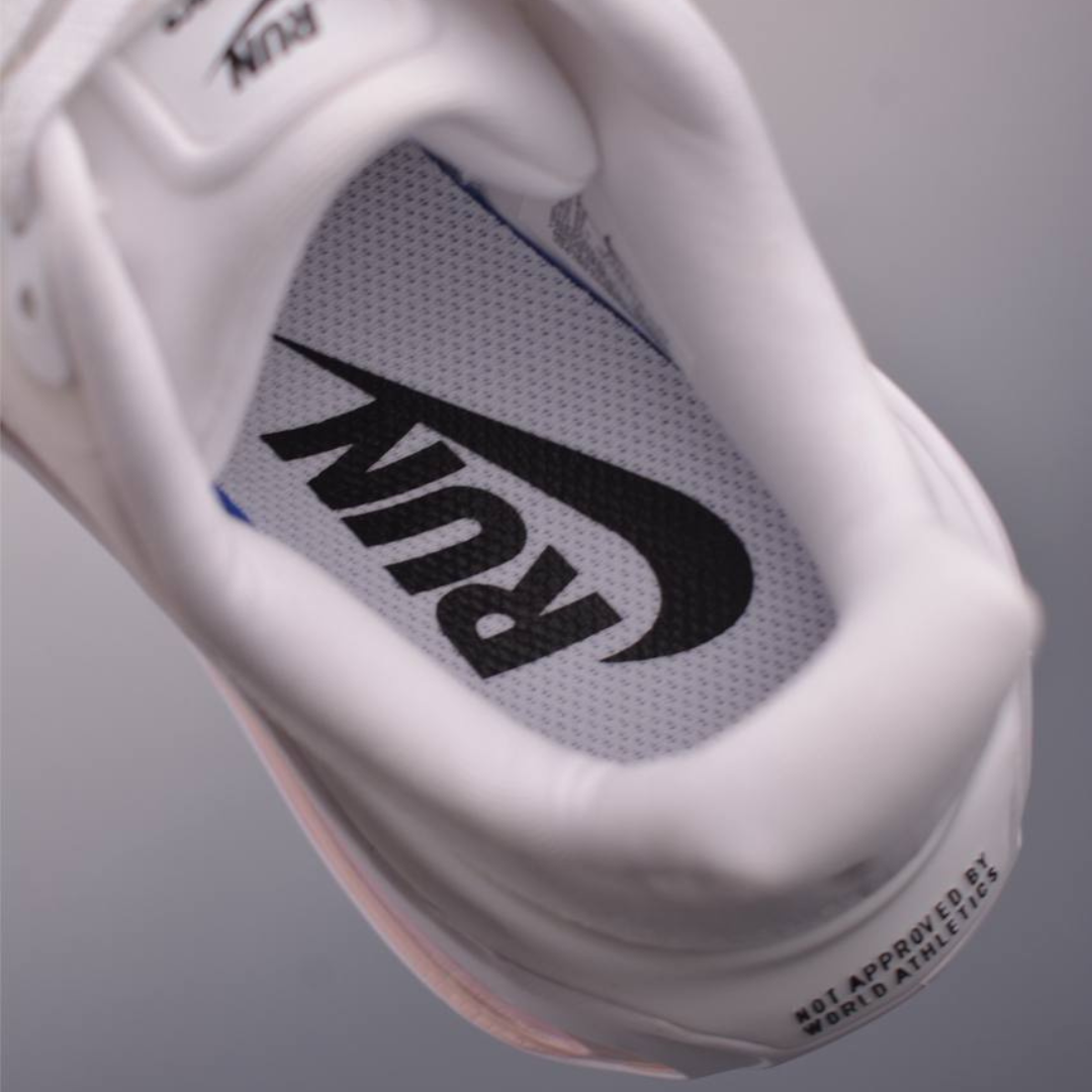 Nike Vomero Premium - Branco/Rosa