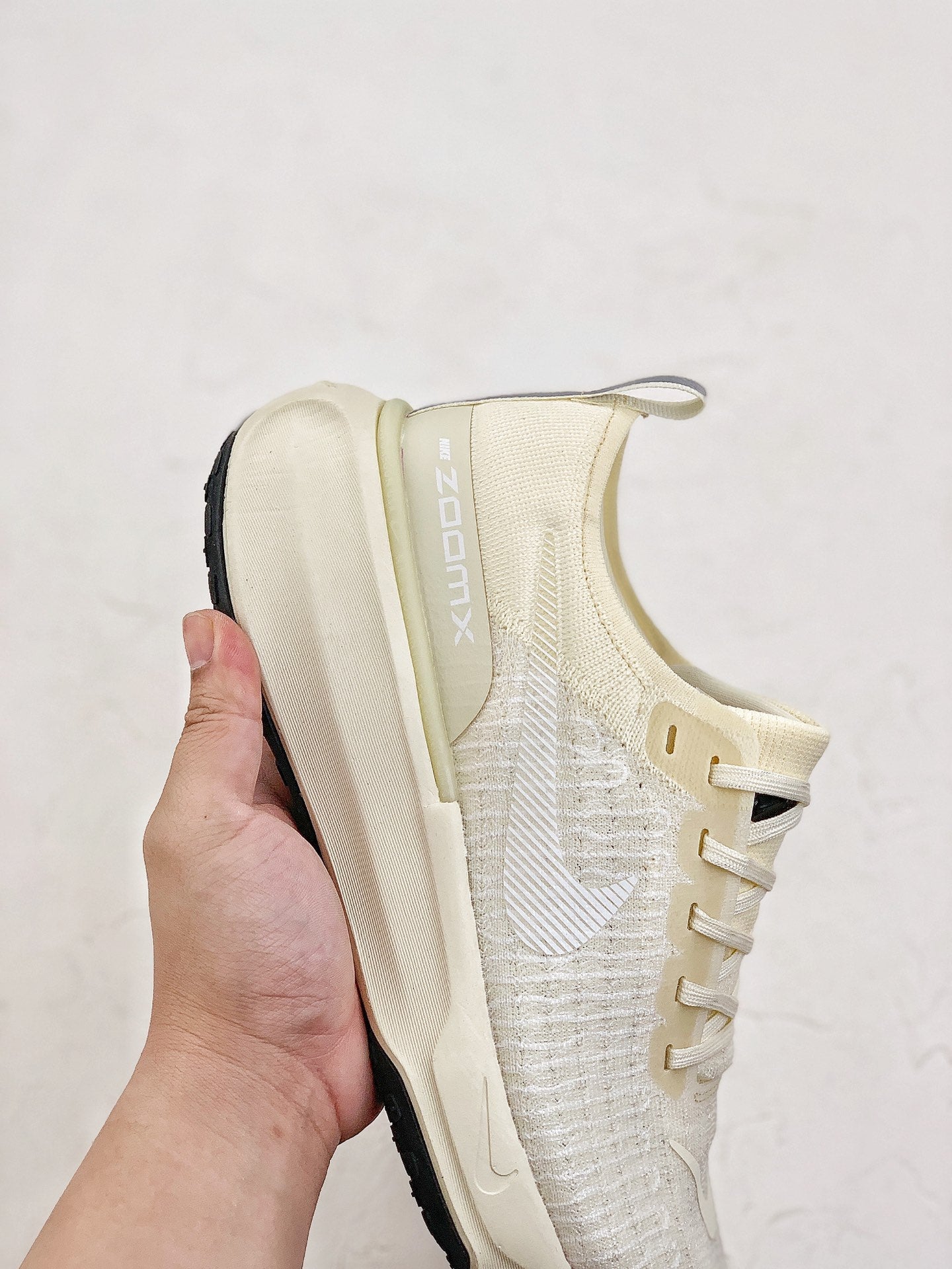 Nike Air Zoom X Invincible Run 3
