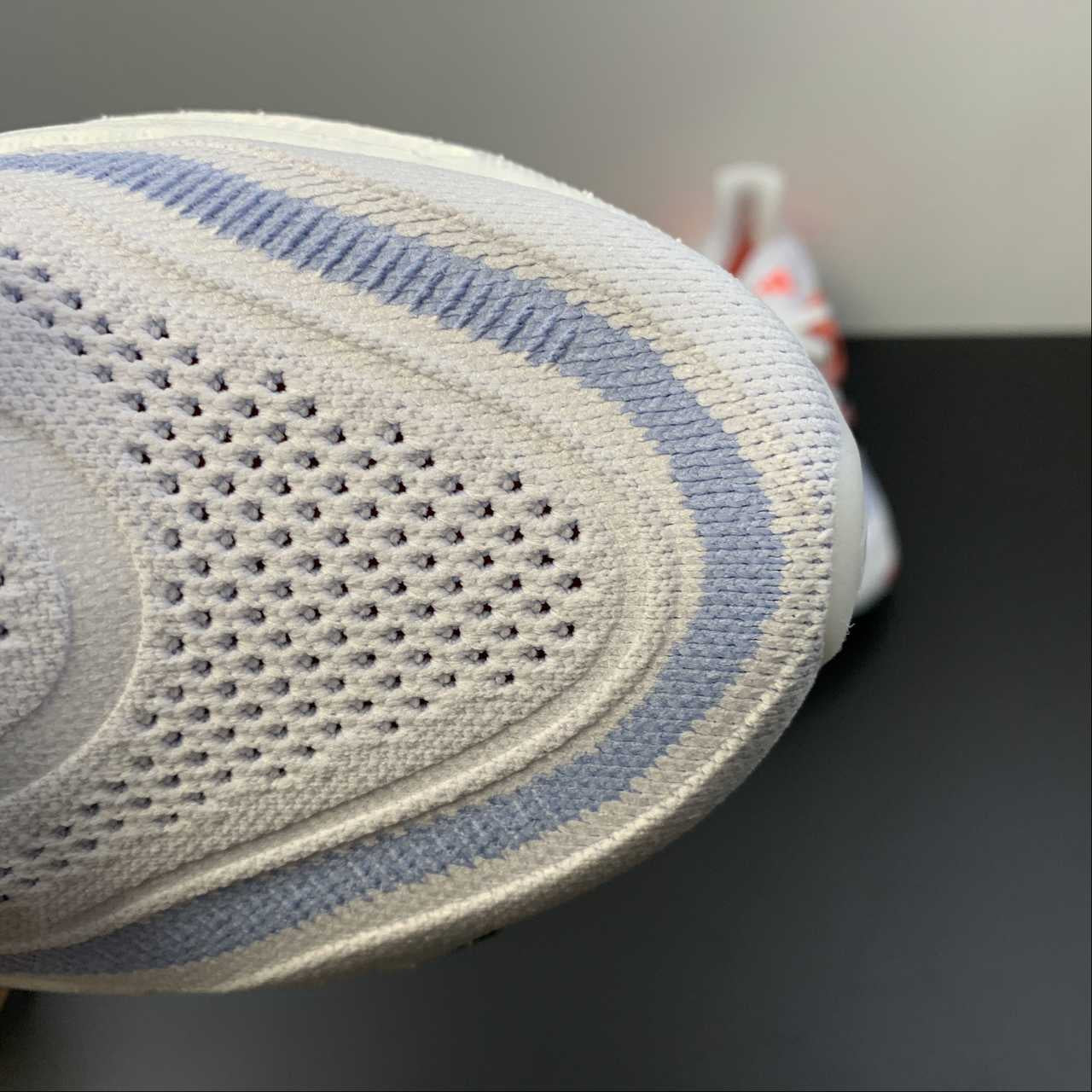Adidas Ultraboost Light 23