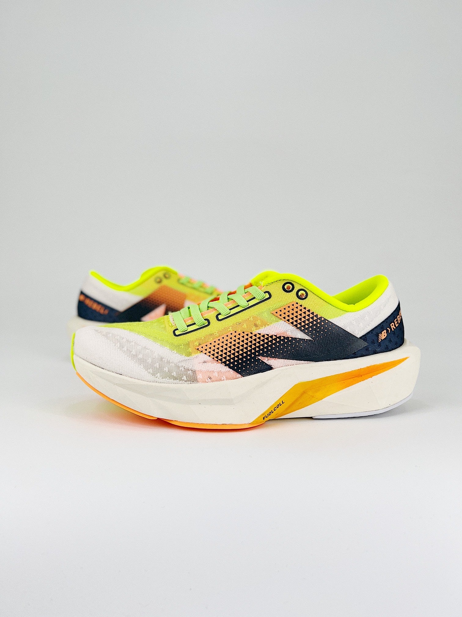 New Balance Rebel V4