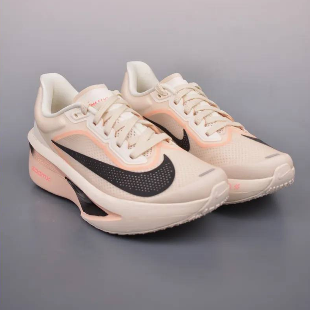 Nike Zoom Fly 6 - Bege
