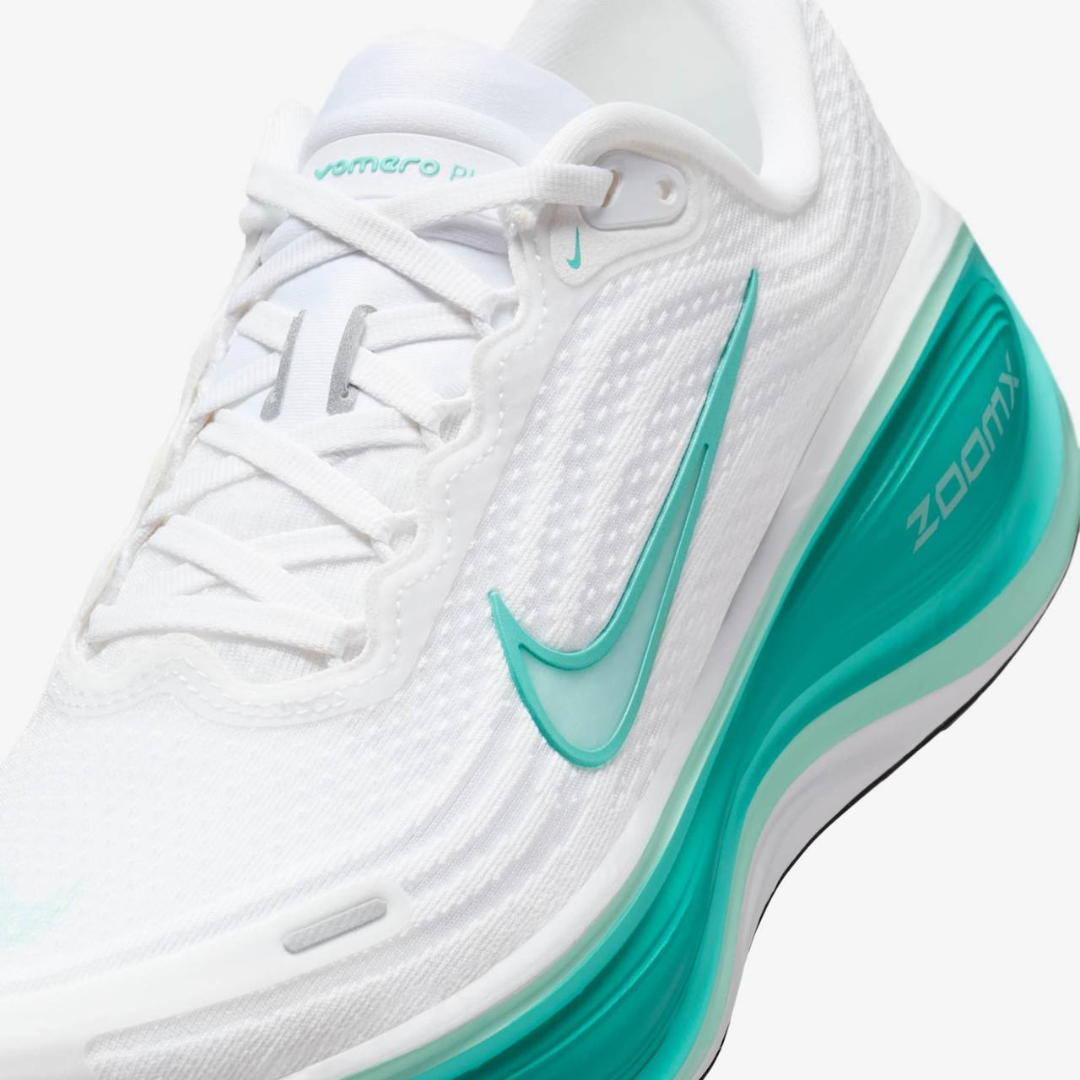 Nike Vomero Plus - Branco/Verde