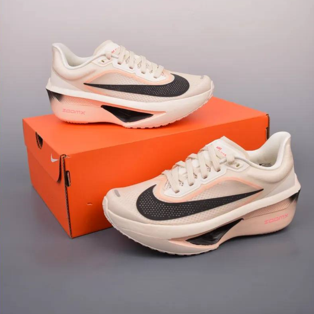 Nike Zoom Fly 6 - Bege