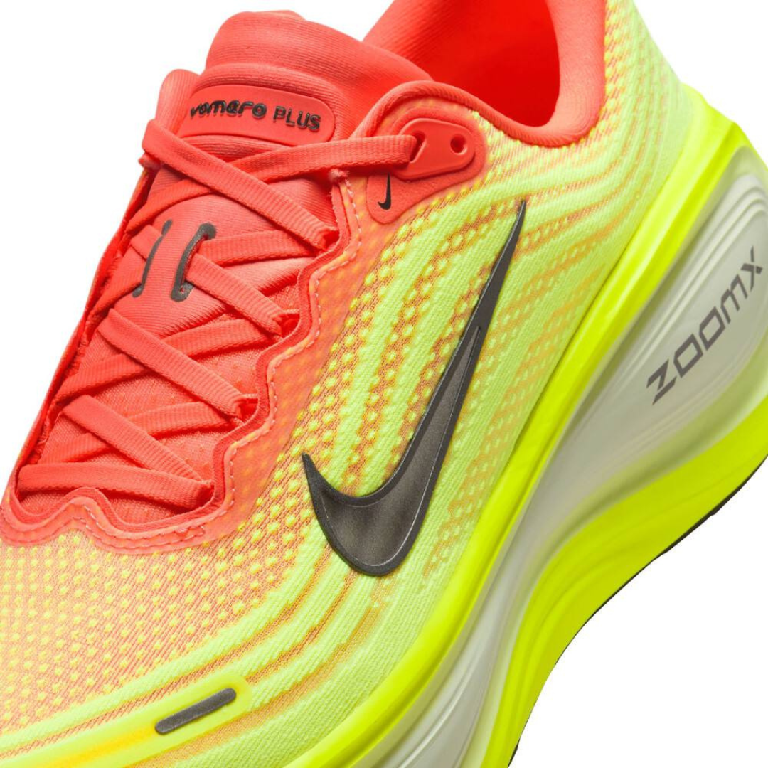 Nike Vomero Plus - Verde/Vermelho