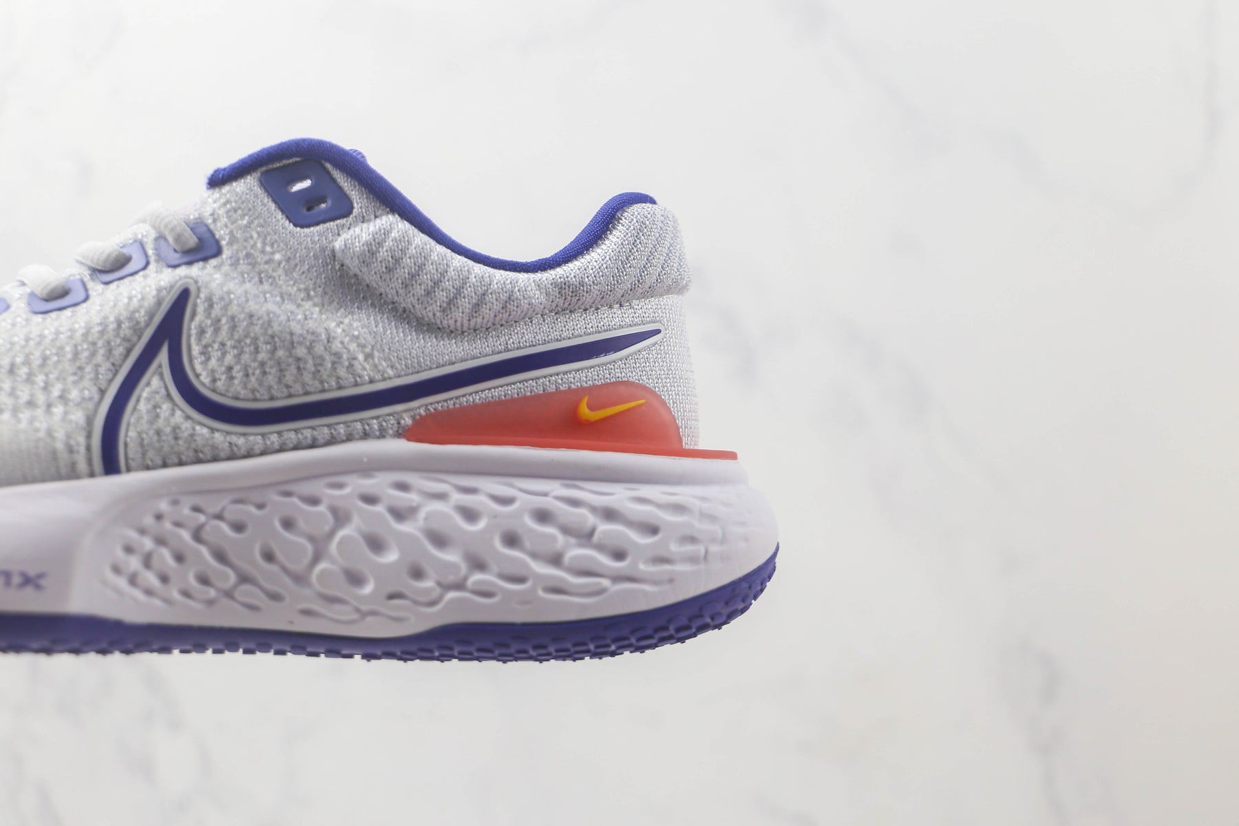 Nike Air ZoomX Invencible Run FK