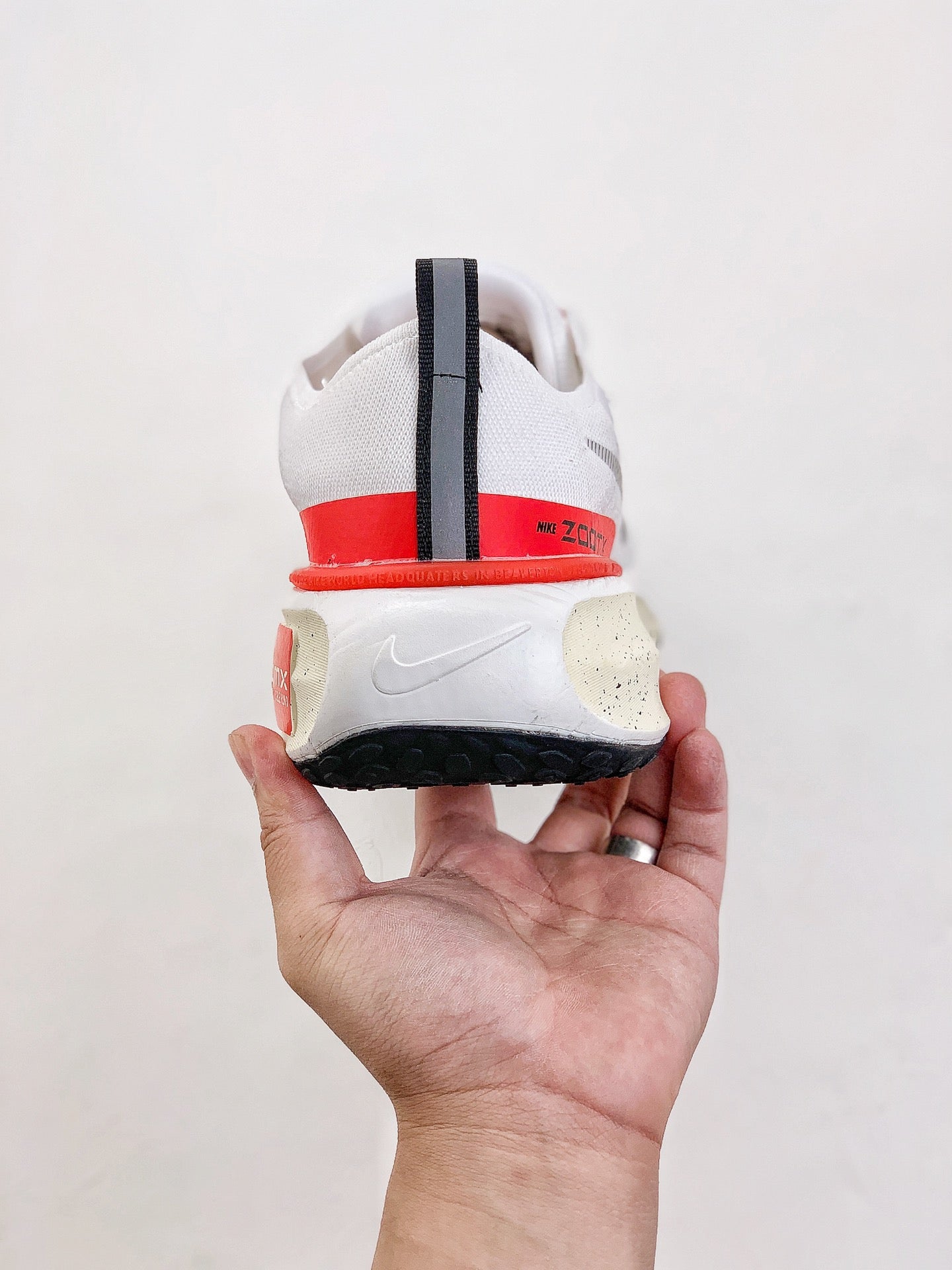 Nike Air Zoom X Invincible Run 3