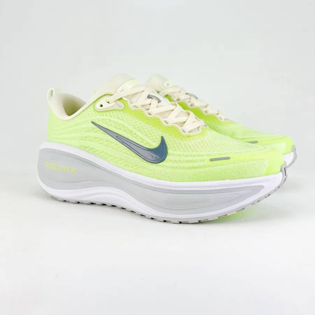 Nike Vomero Plus - Verde/Cinza