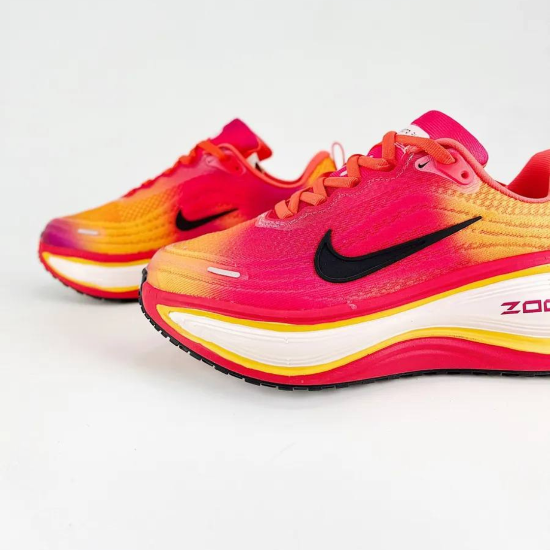 Nike Vomero Plus Sunset