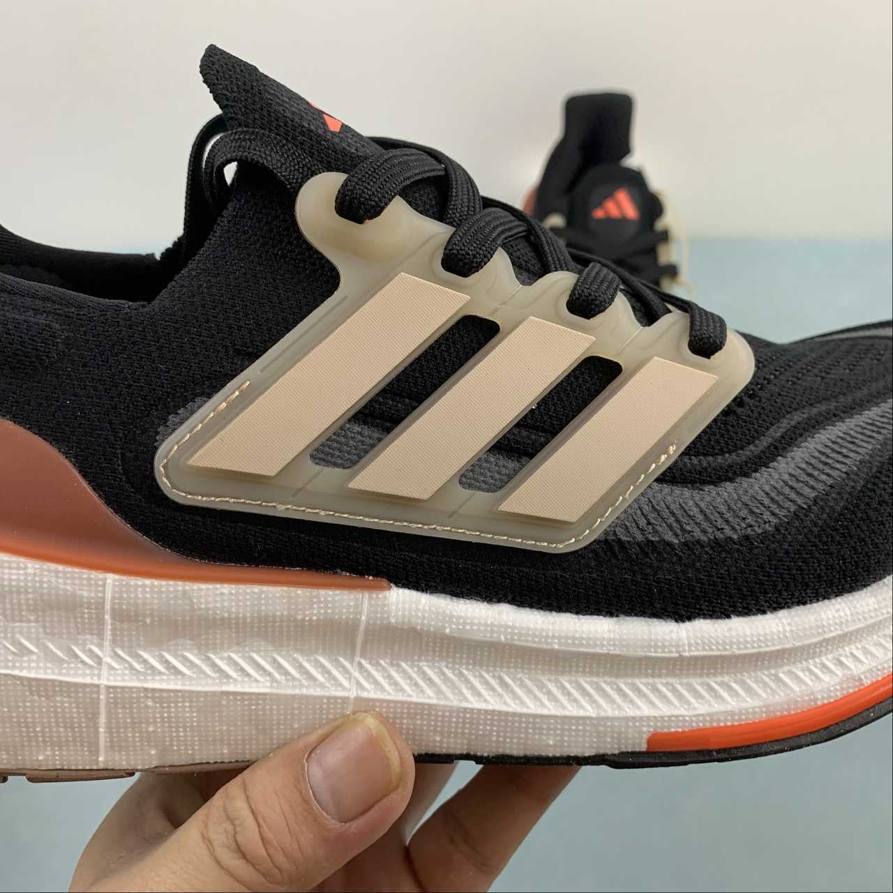 Adidas Ultraboost Light 23