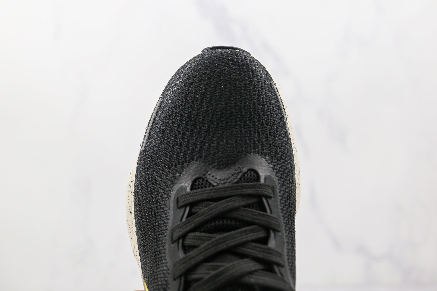 Nike Air ZoomX Invencible Run FK
