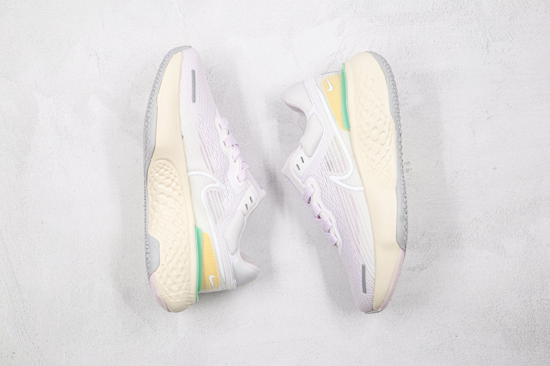 Nike Air ZoomX Invencible Run FK