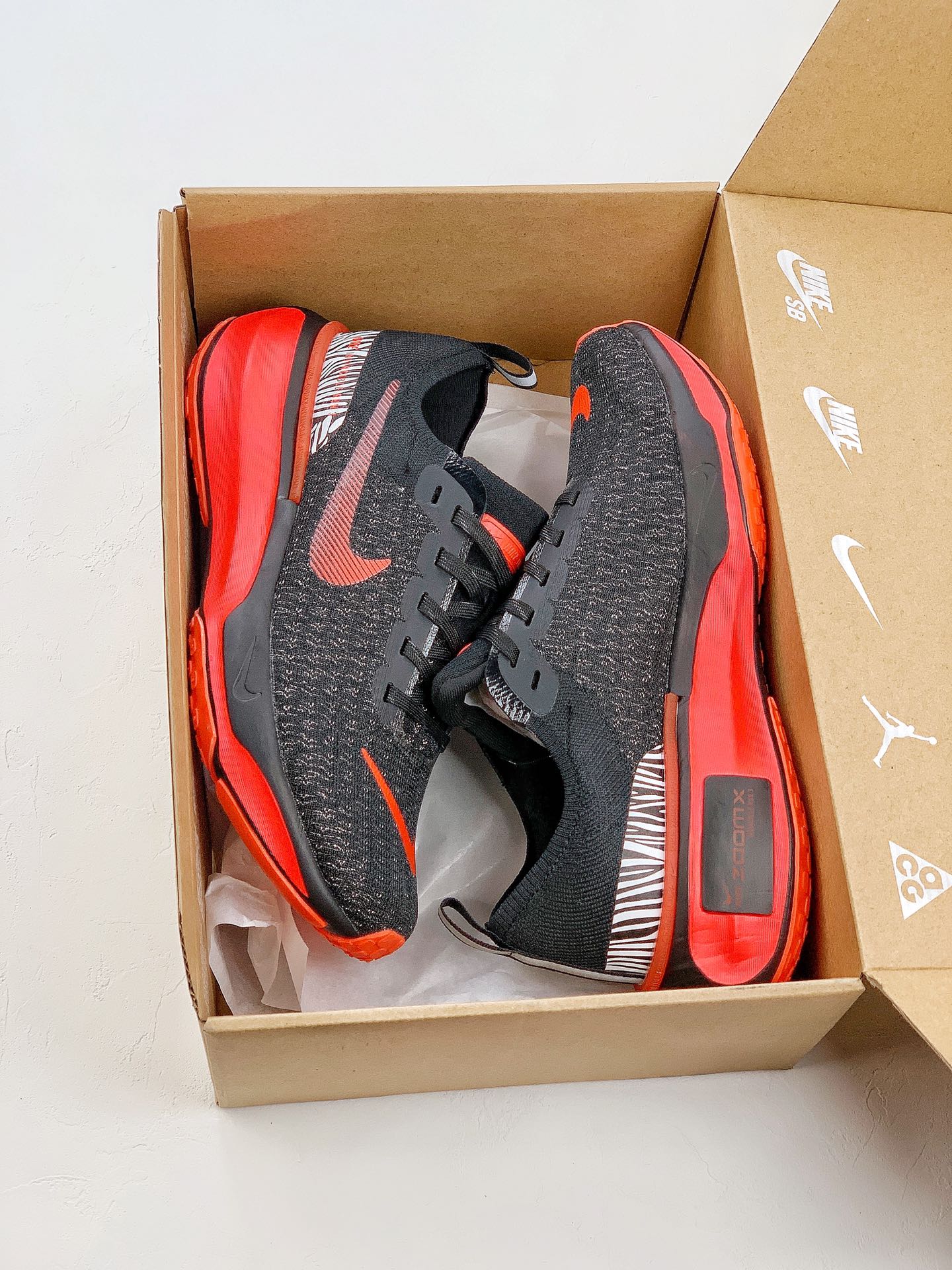 Nike Air Zoom X Invincible Run 3