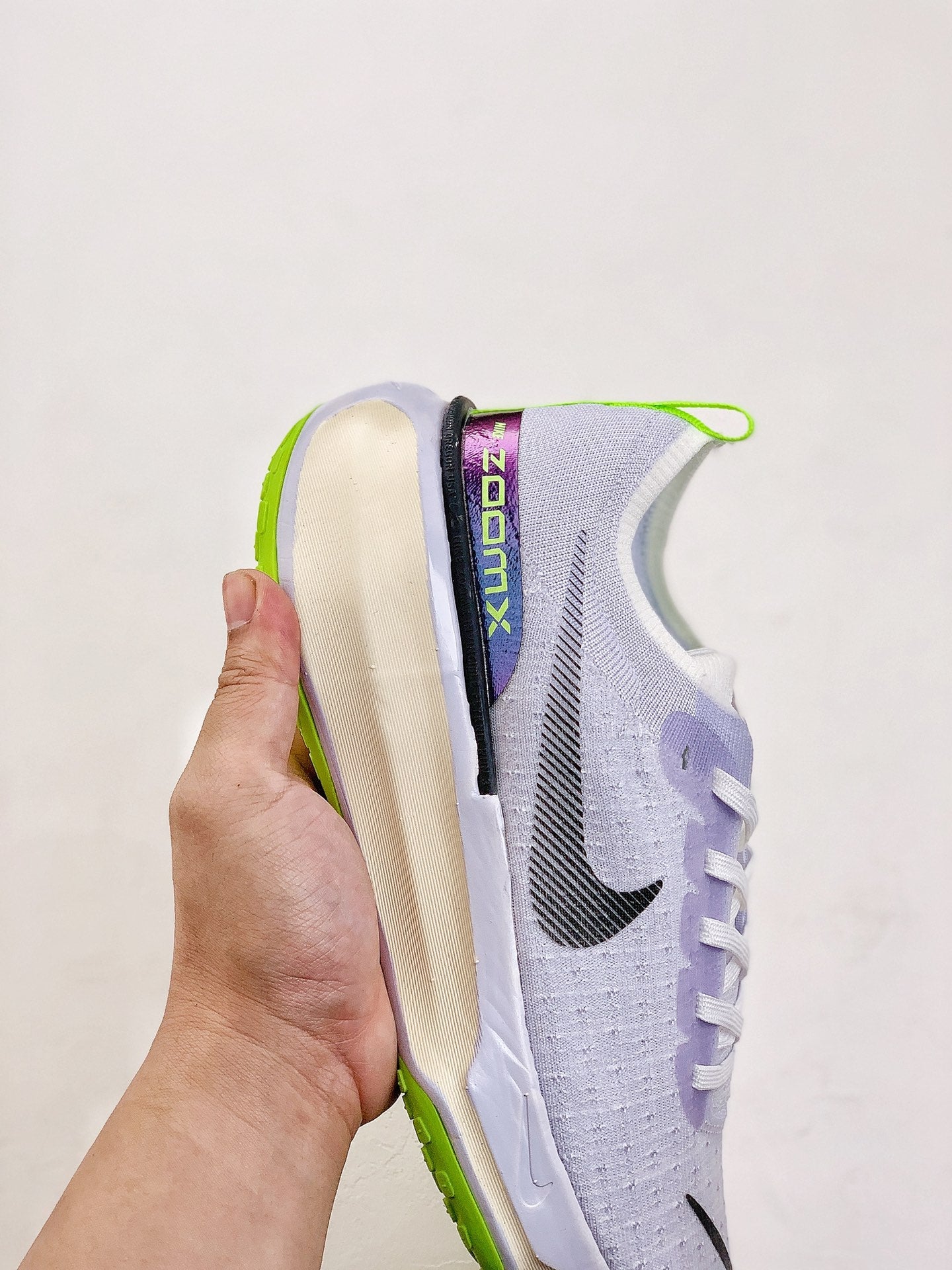 Nike Air Zoom X Invincible Run 3