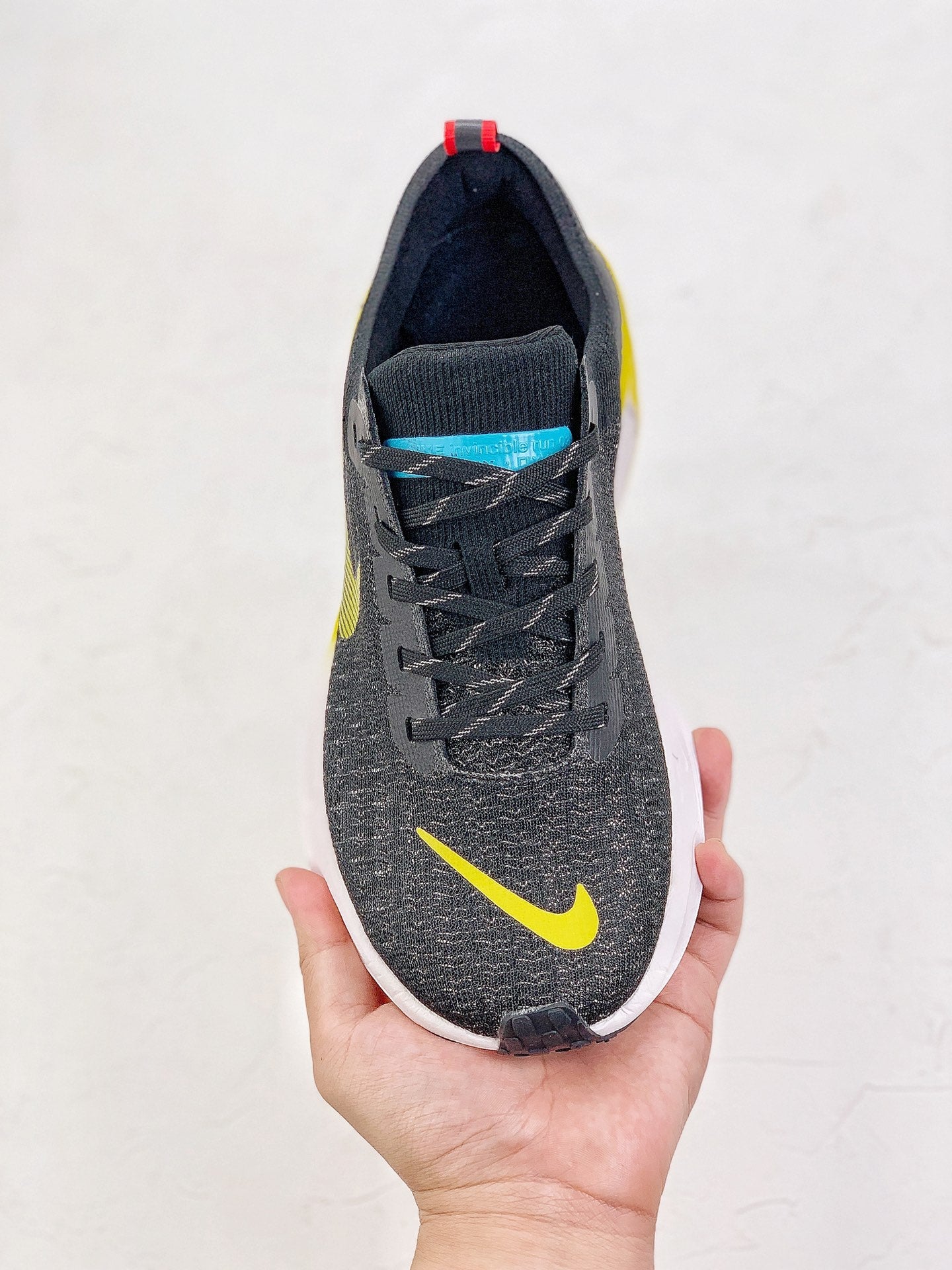 Nike Air Zoom X Invincible Run 3