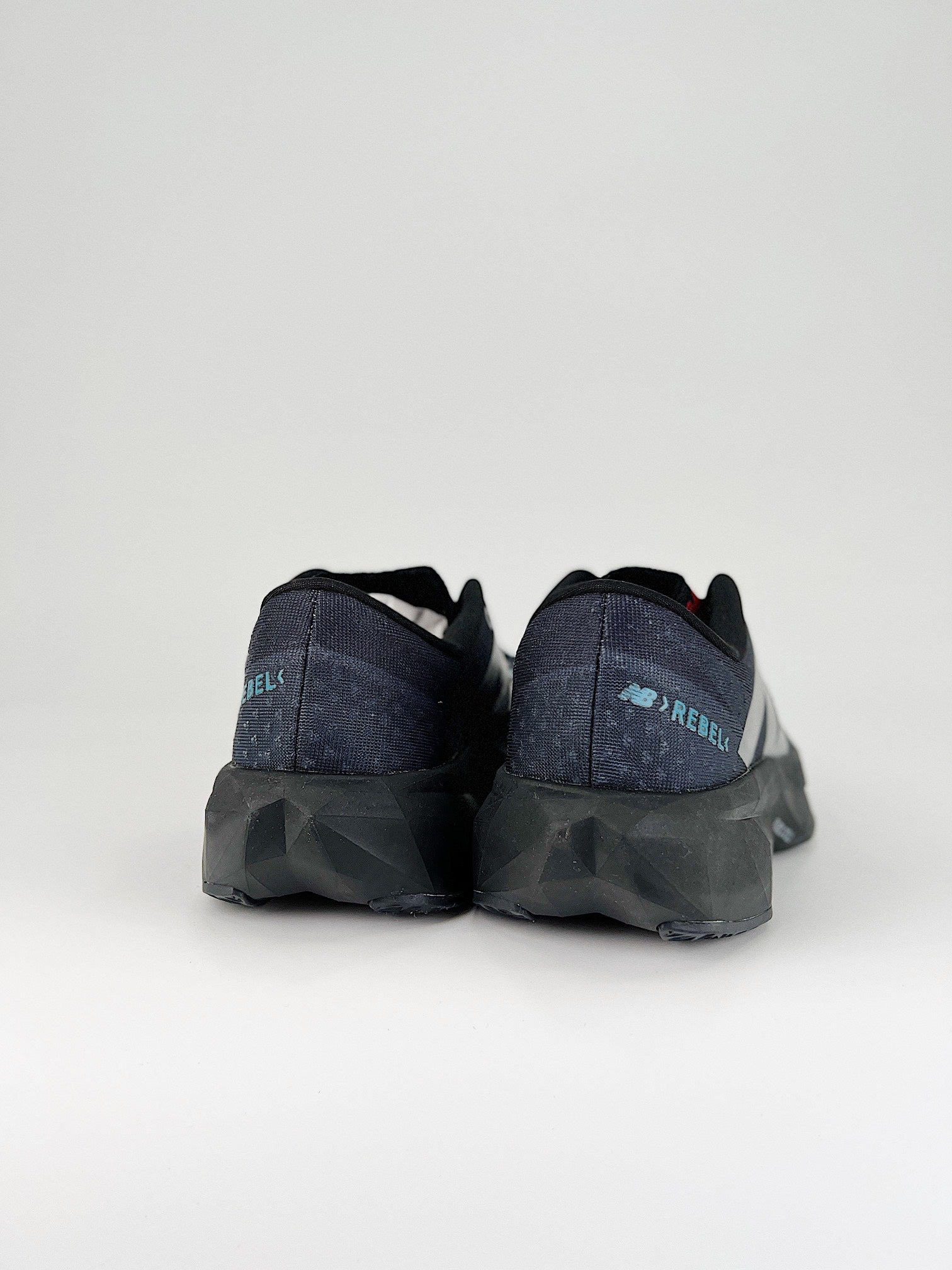 New Balance Rebel V4