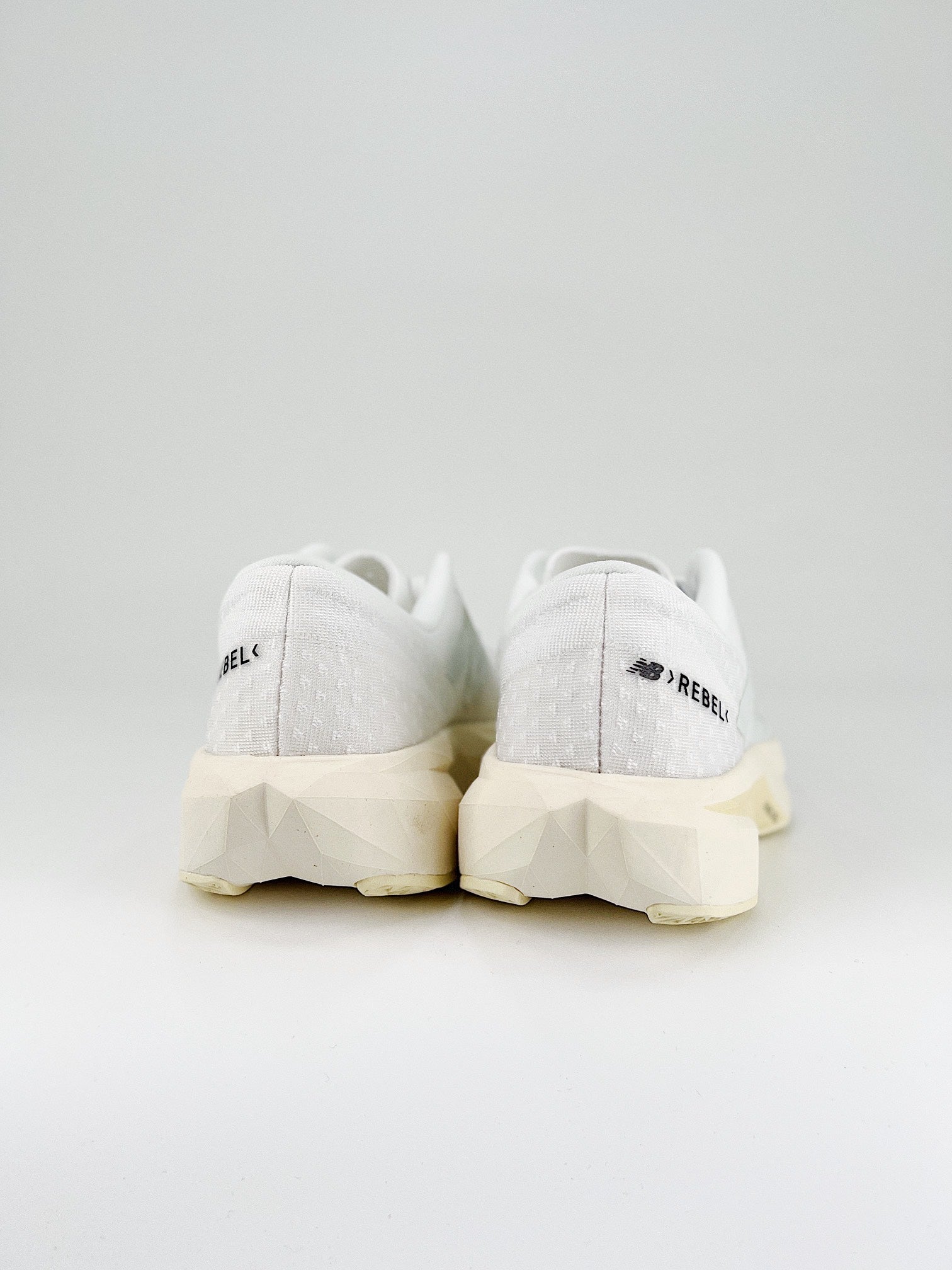 New Balance Rebel V4