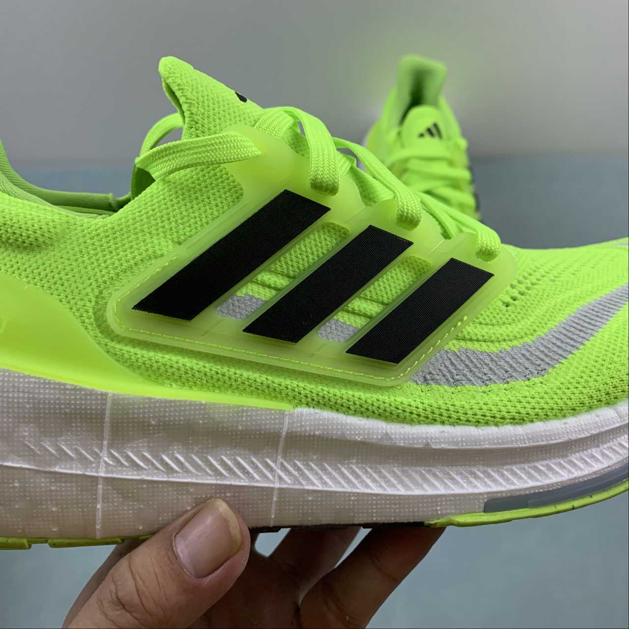 Adidas Ultraboost Light 23