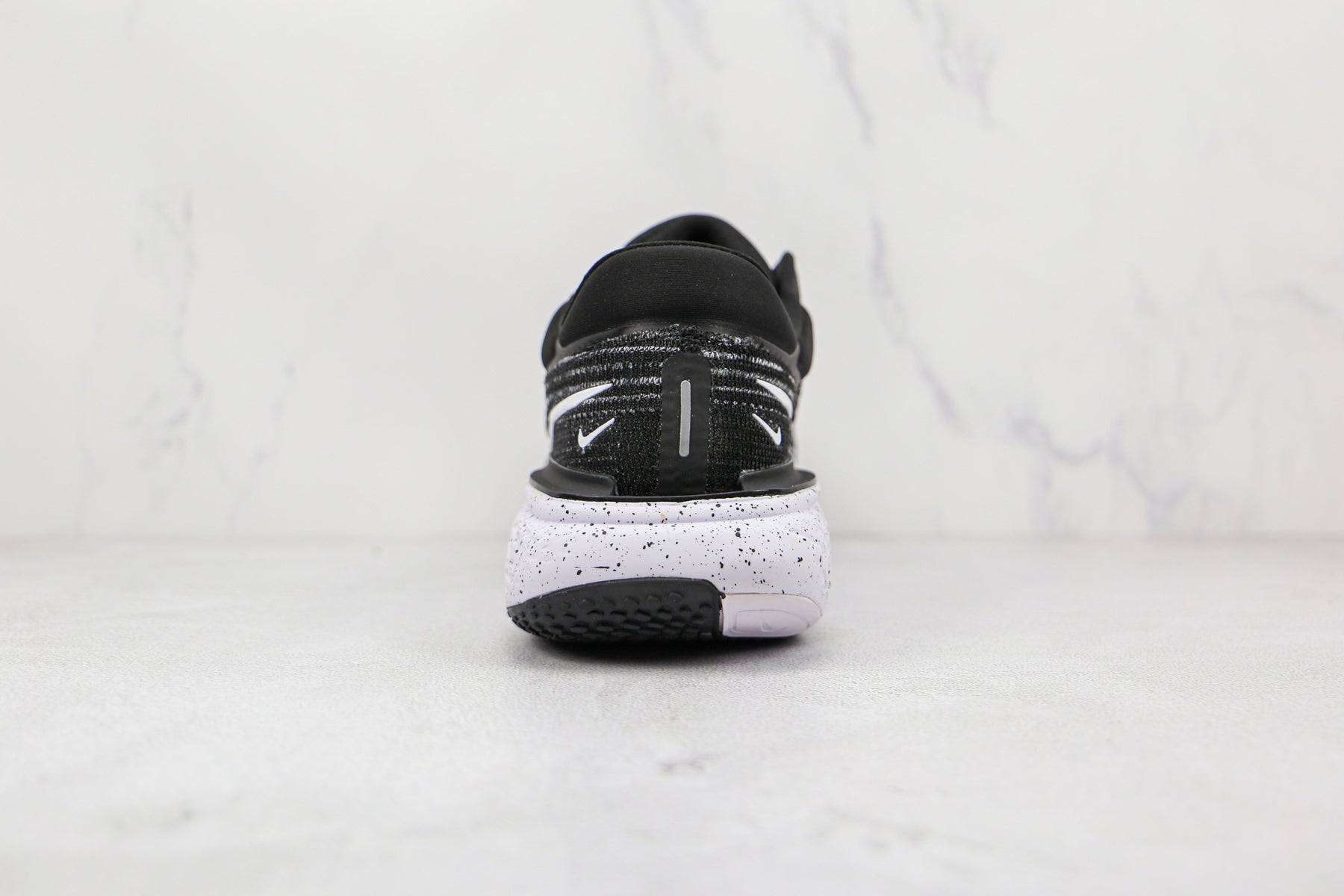 Nike Air ZoomX Invencible Run FK