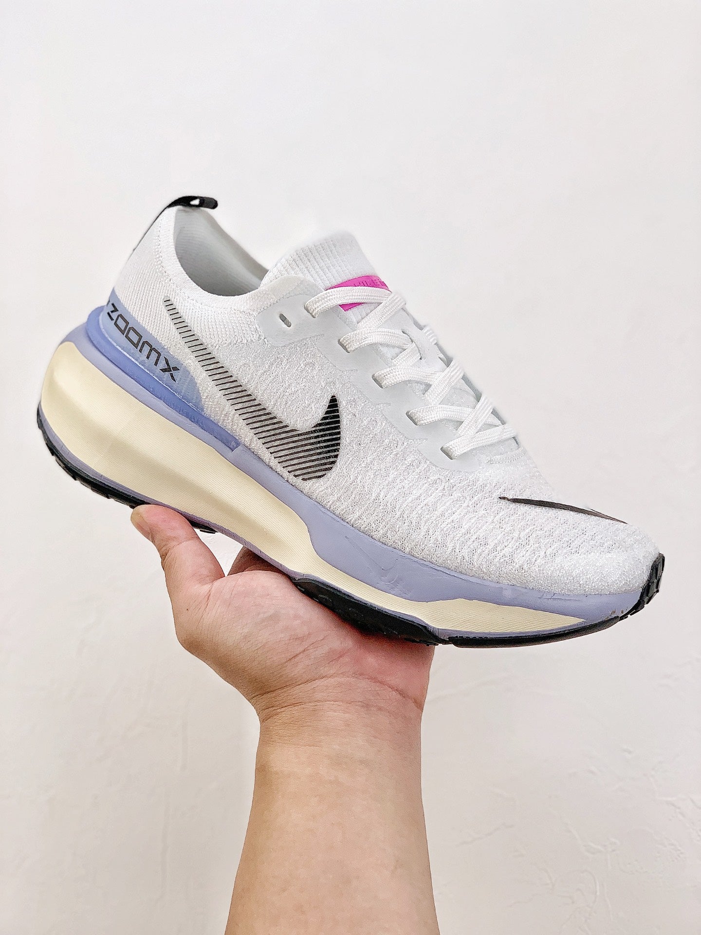 Nike Air Zoom X Invincible Run 3