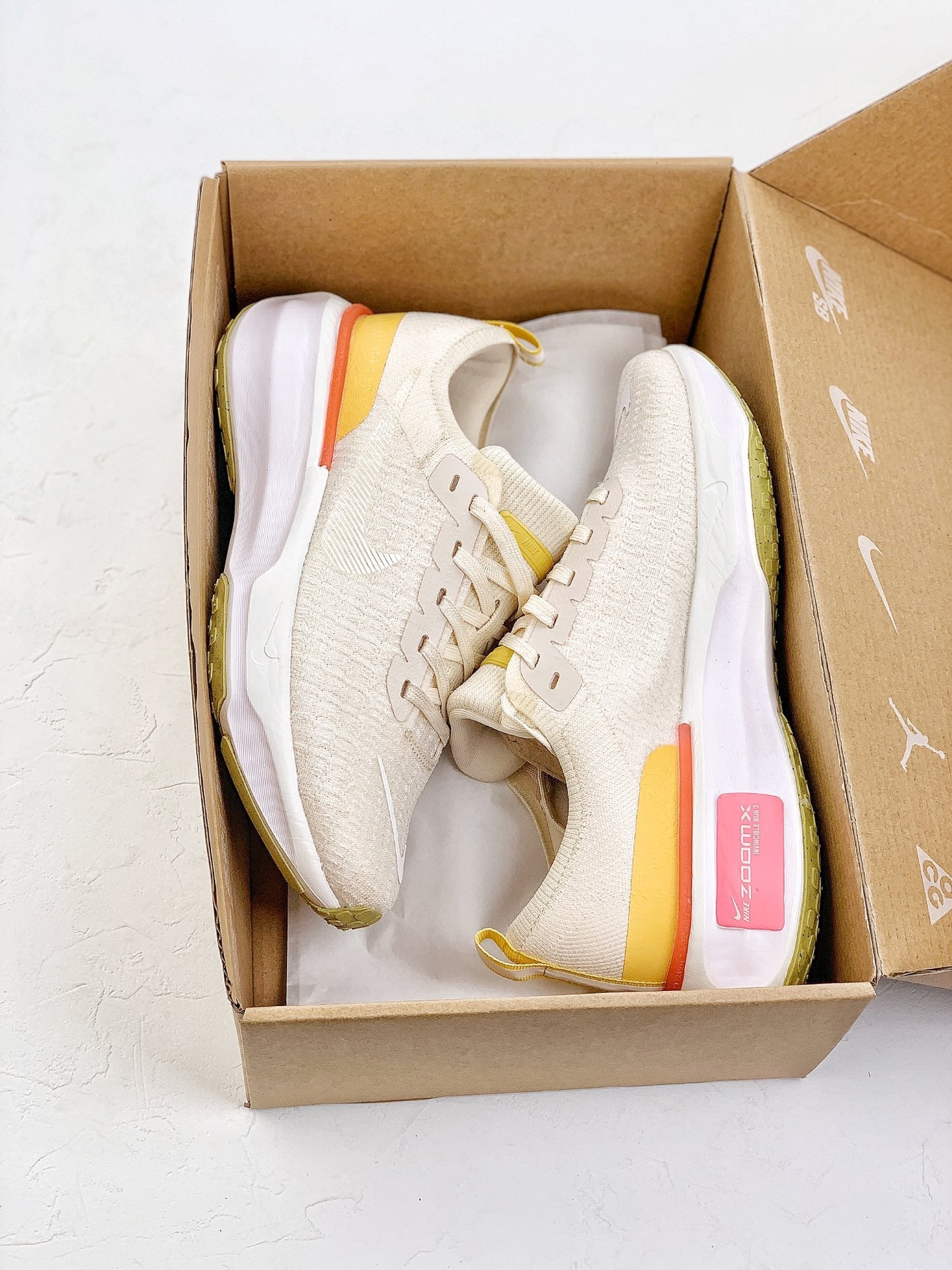Nike Air Zoom X Invincible Run 3