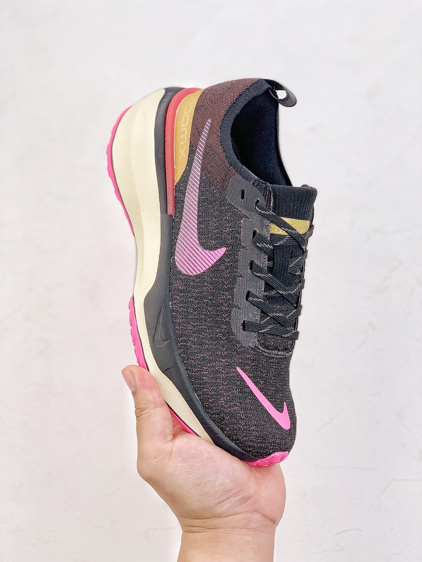 Nike Air Zoom X Invincible Run 3
