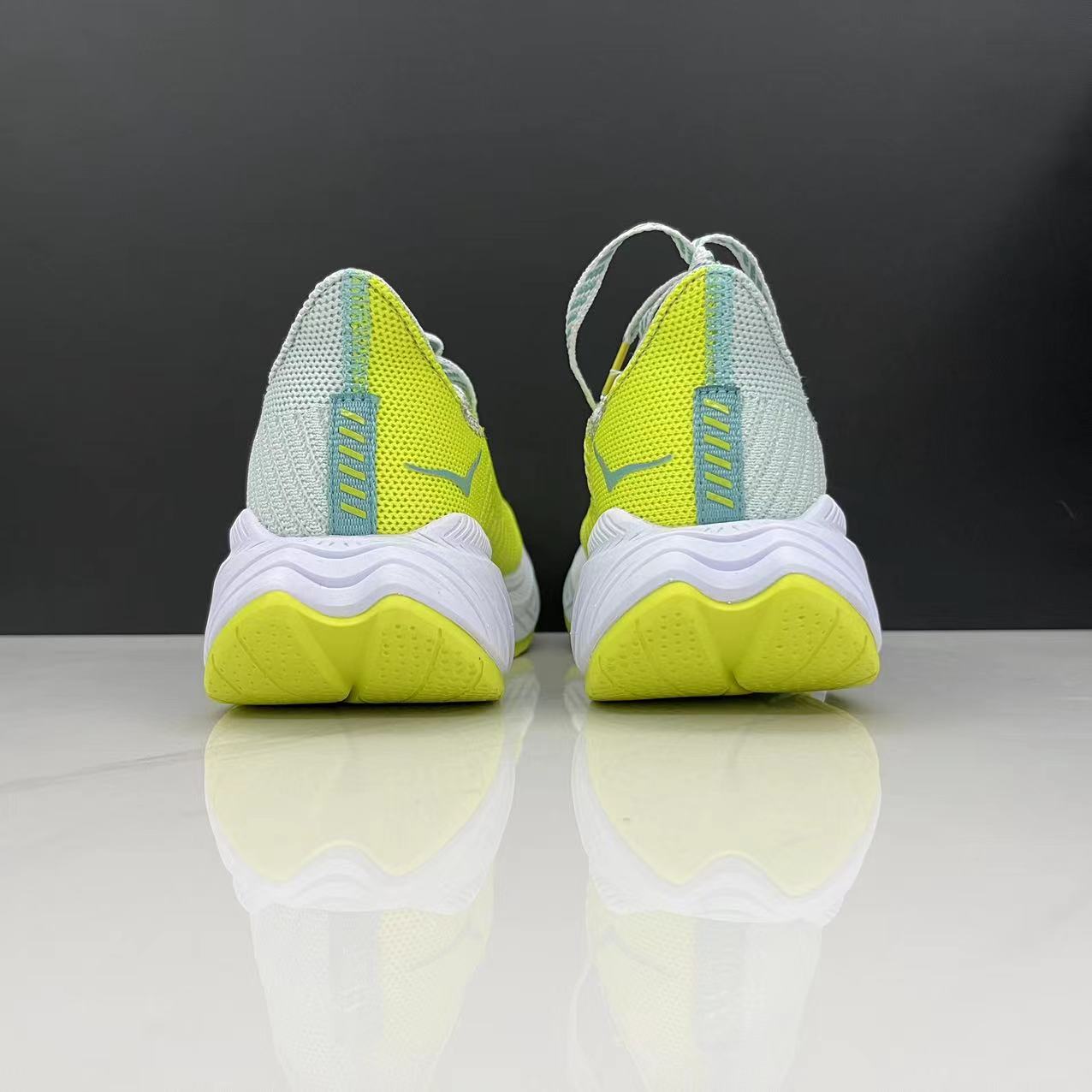 Hoka Carbon X3