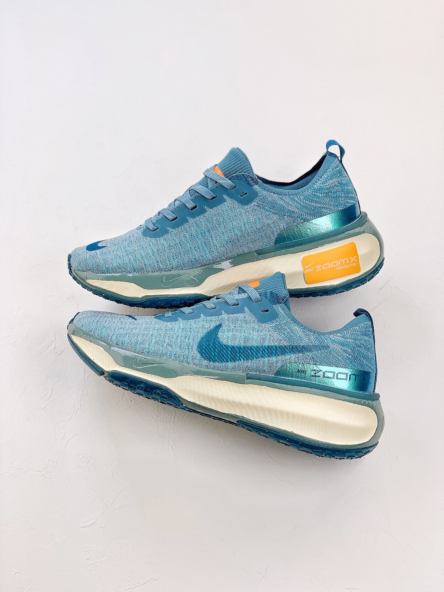 Nike Air Zoom X Invincible Run 3
