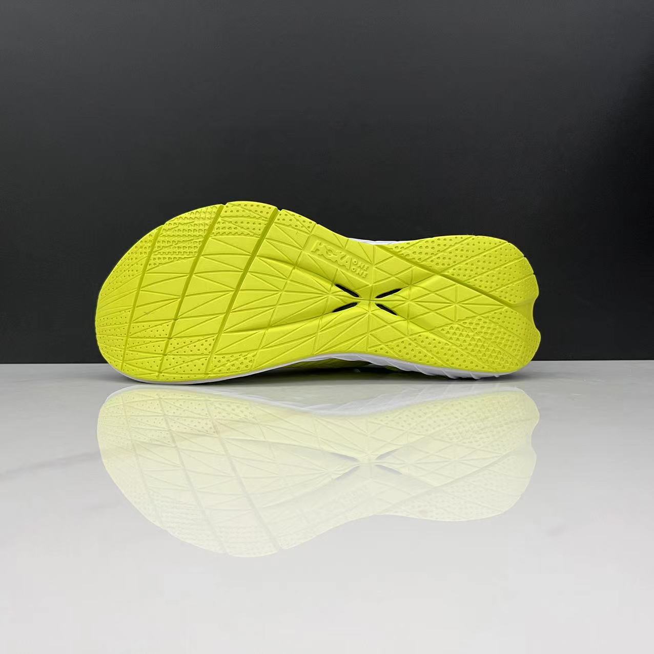 Hoka Carbon X3