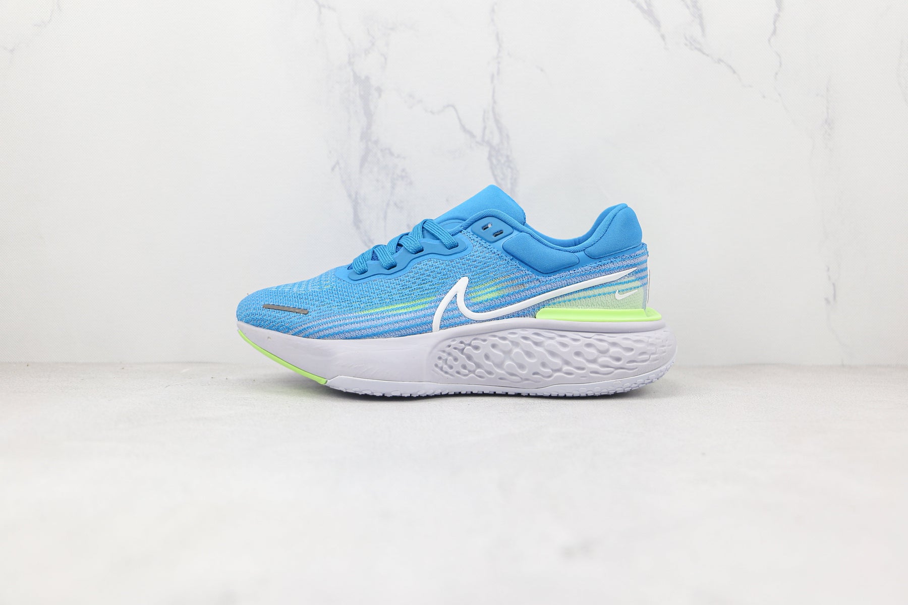 Nike Air ZoomX Invencible Run FK