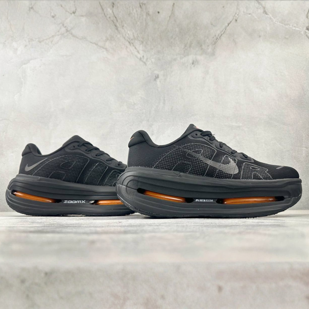 Nike Vomero Premium - Preto/Laranja