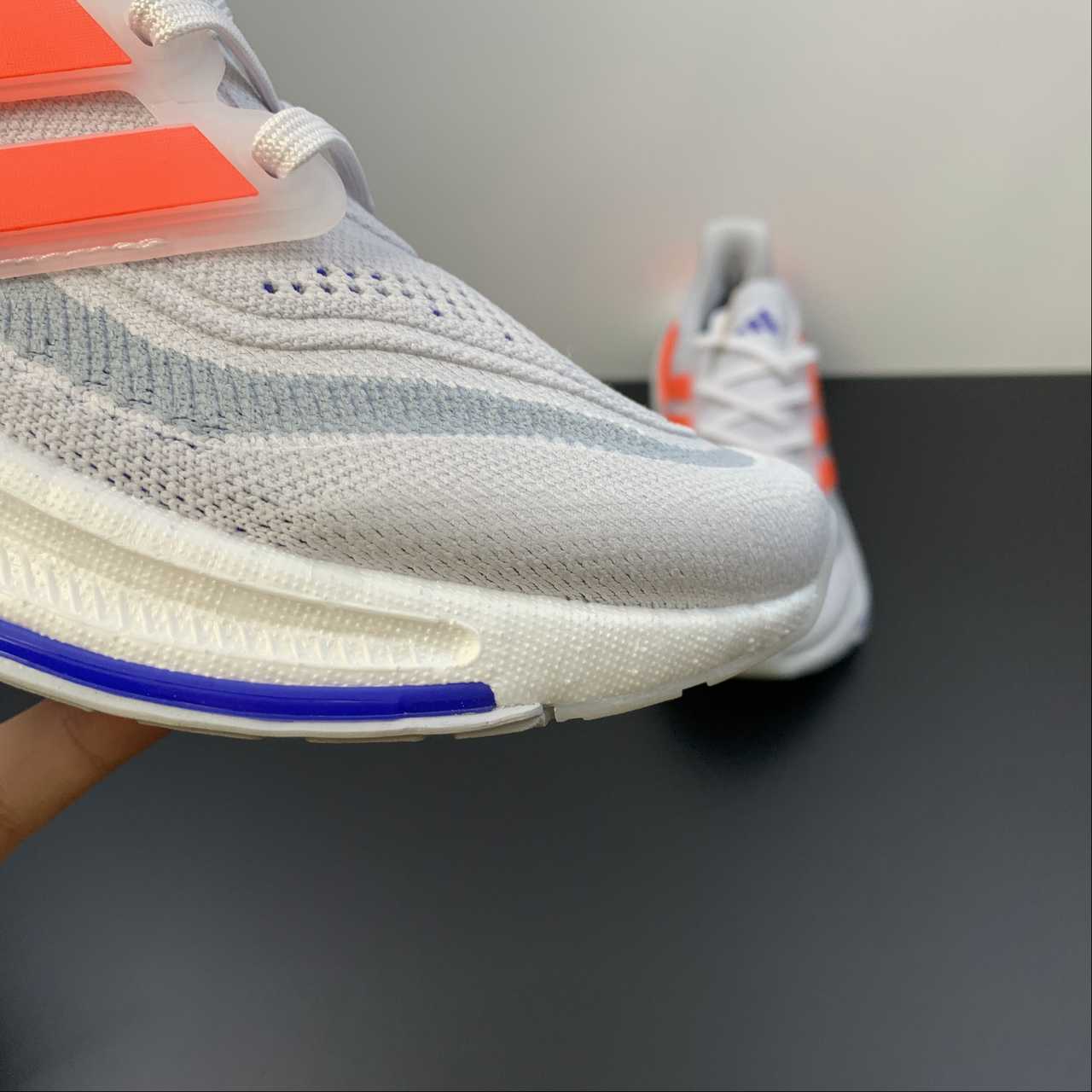 Adidas Ultraboost Light 23