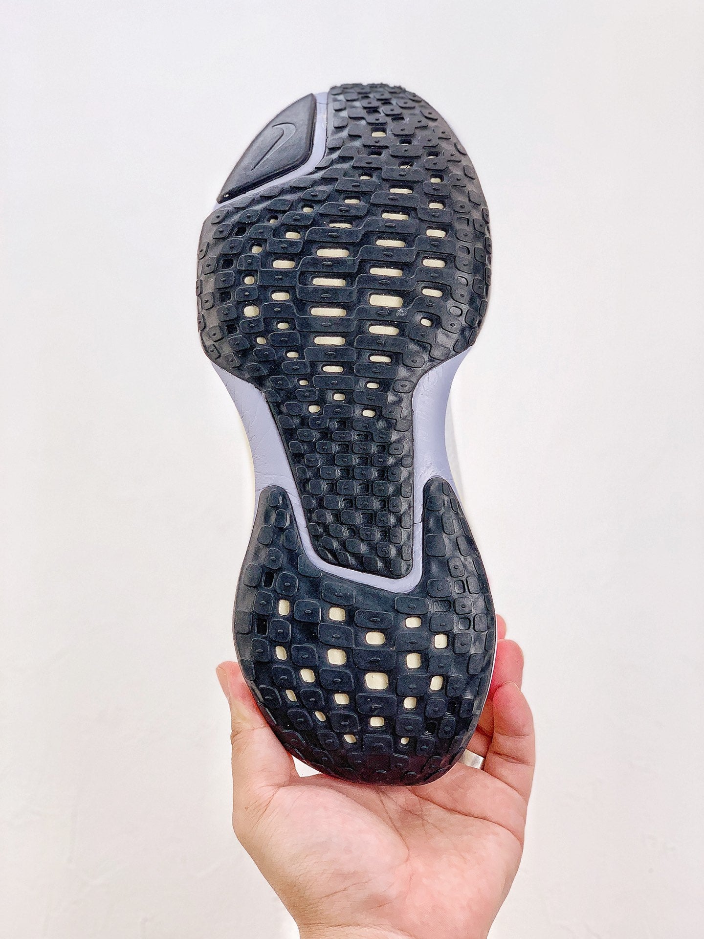 Nike Air Zoom X Invincible Run 3