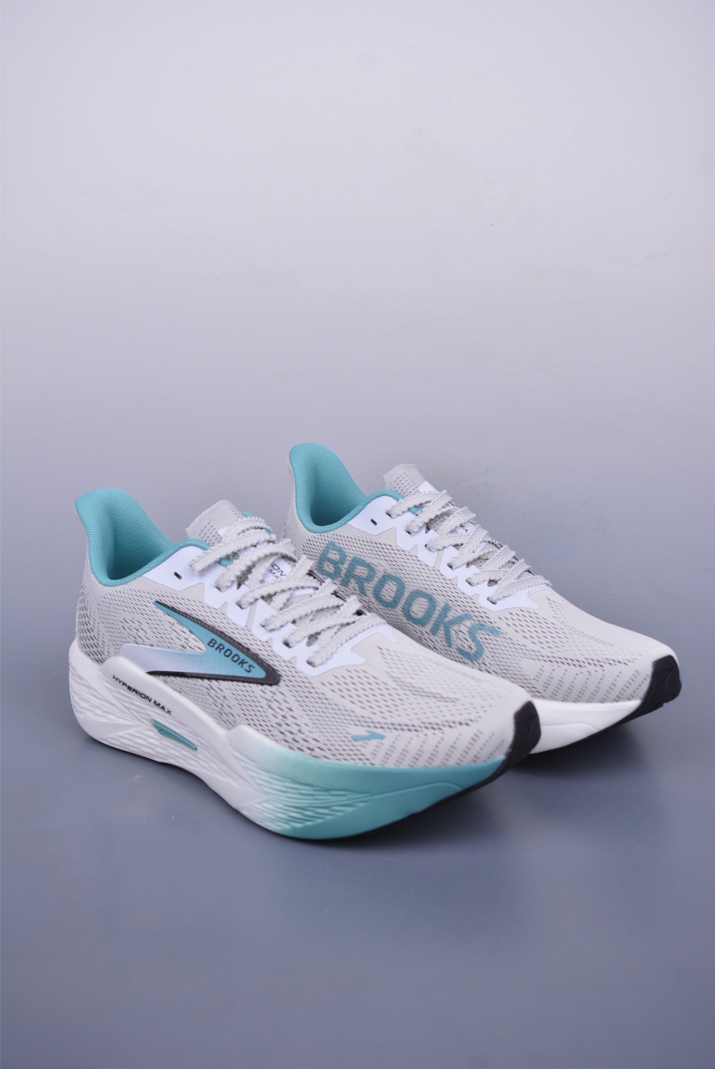 Brooks Hyperion Max