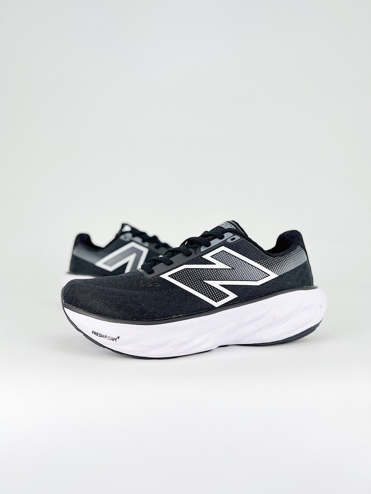 New Balance 1080 V14
