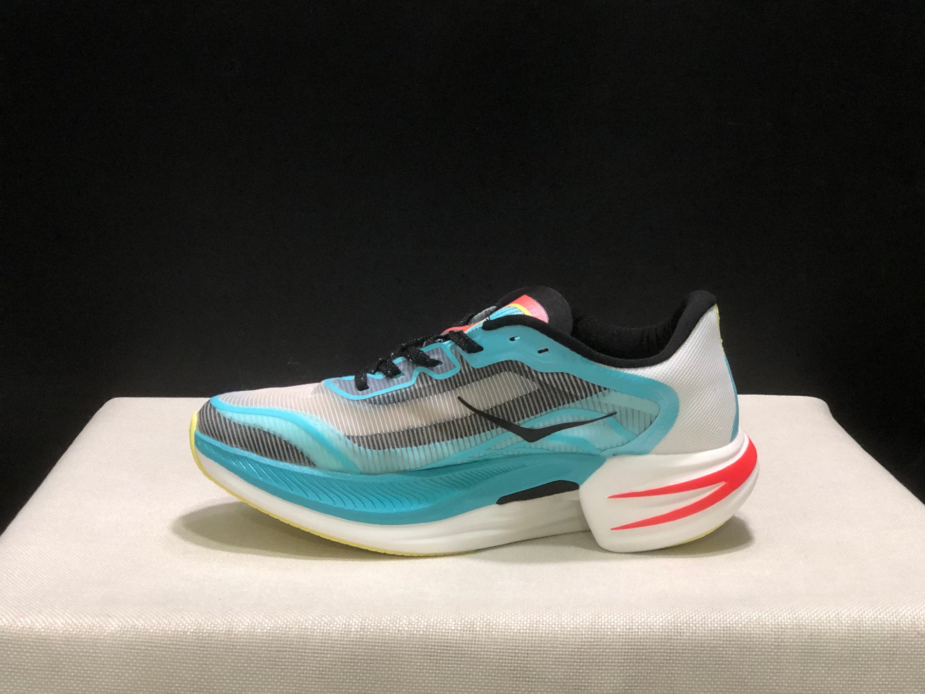 Hoka Cielo X1 2.0