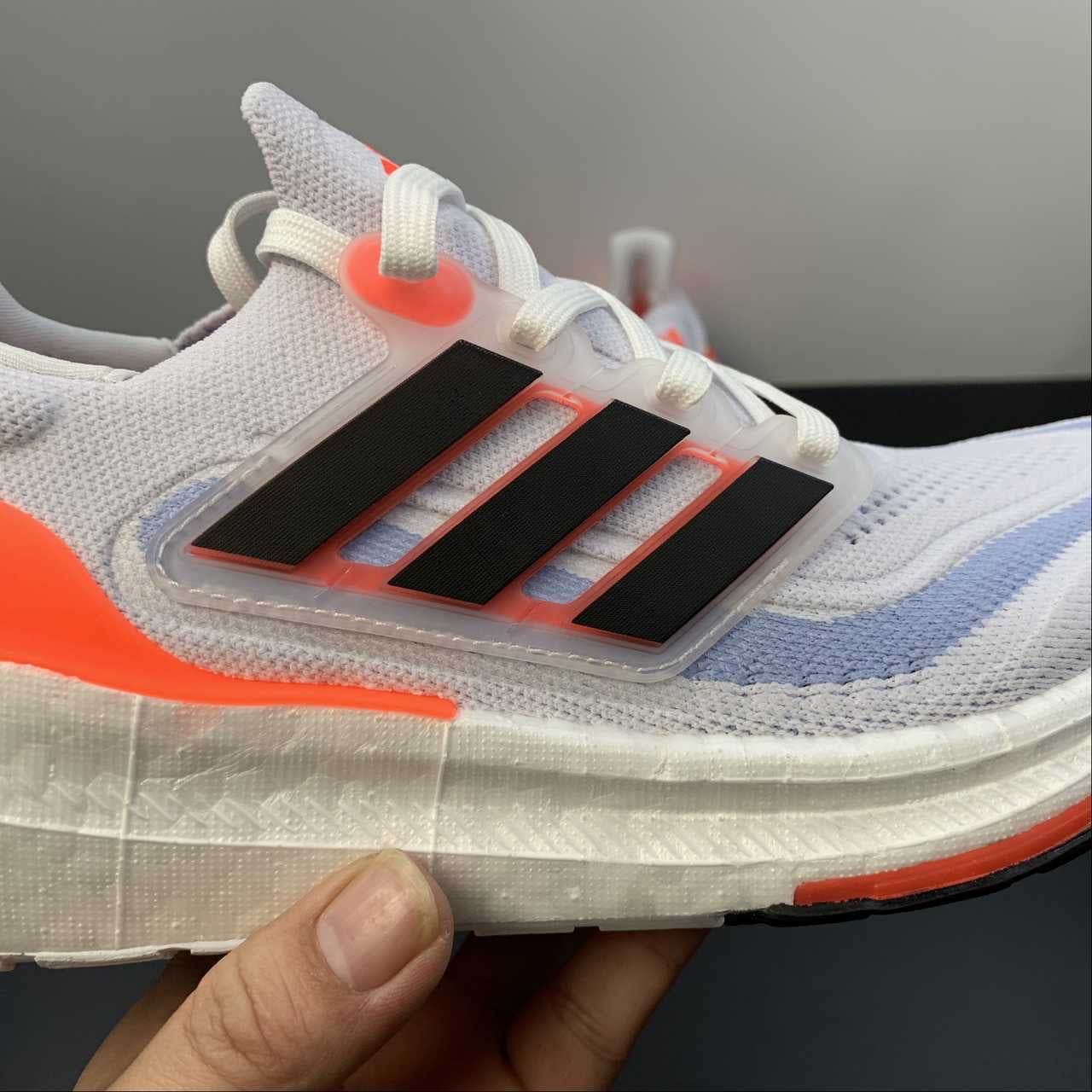 Adidas Ultraboost Light 23