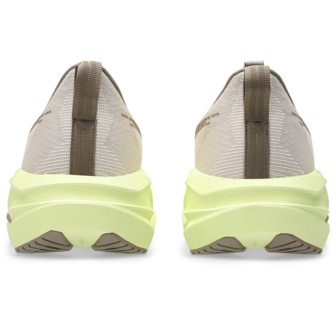 Asics NovaBlast 5 - Bege/Marrom