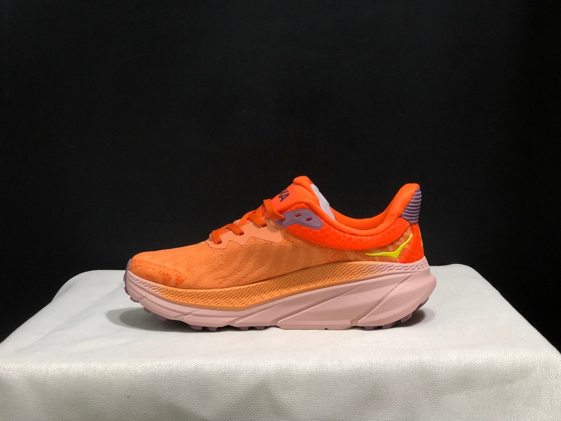 Hoka Challenger ATR 7