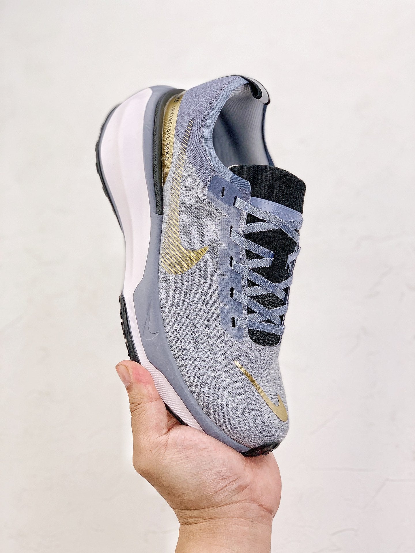 Nike Air Zoom X Invincible Run 3