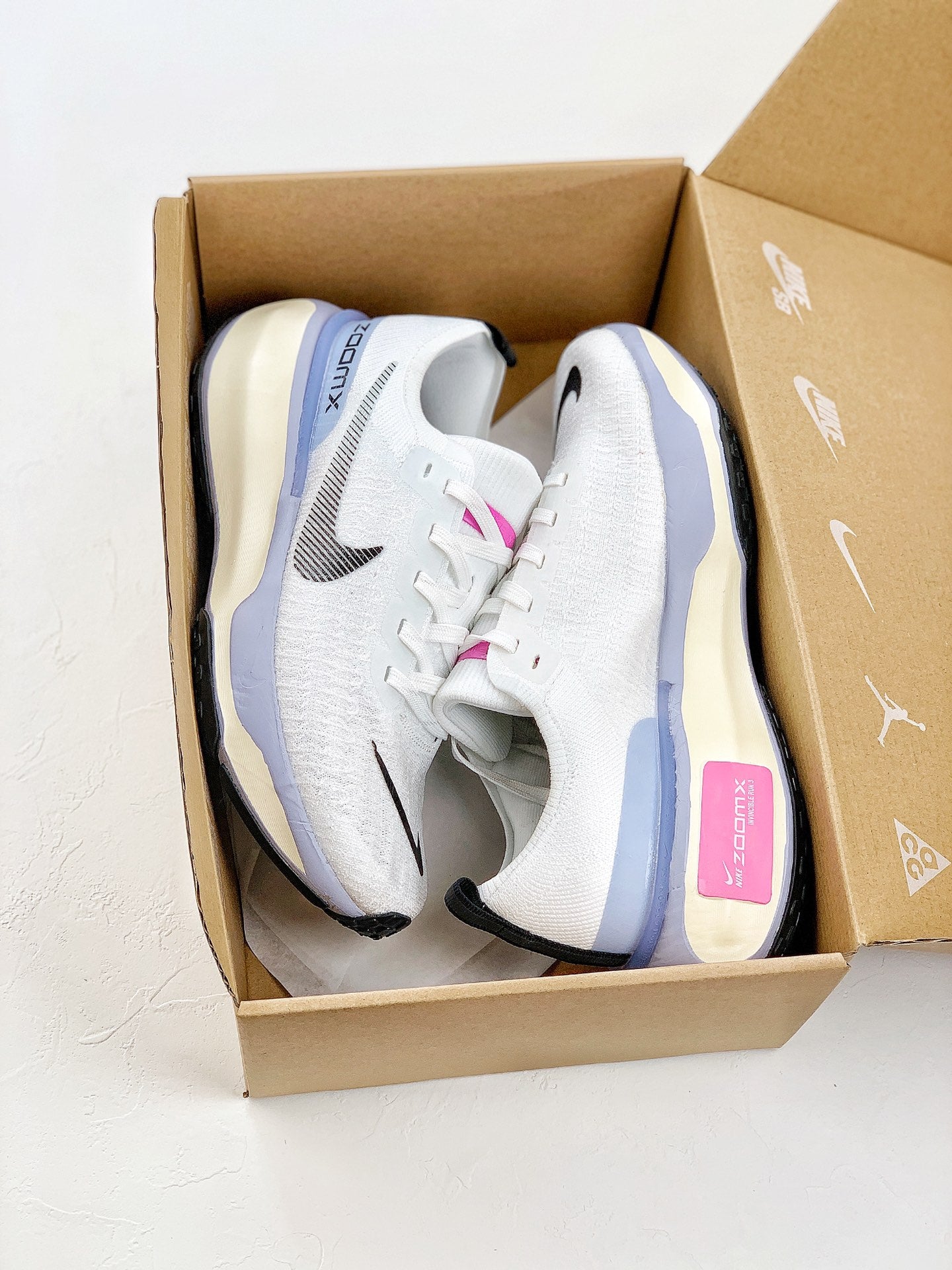 Nike Air Zoom X Invincible Run 3