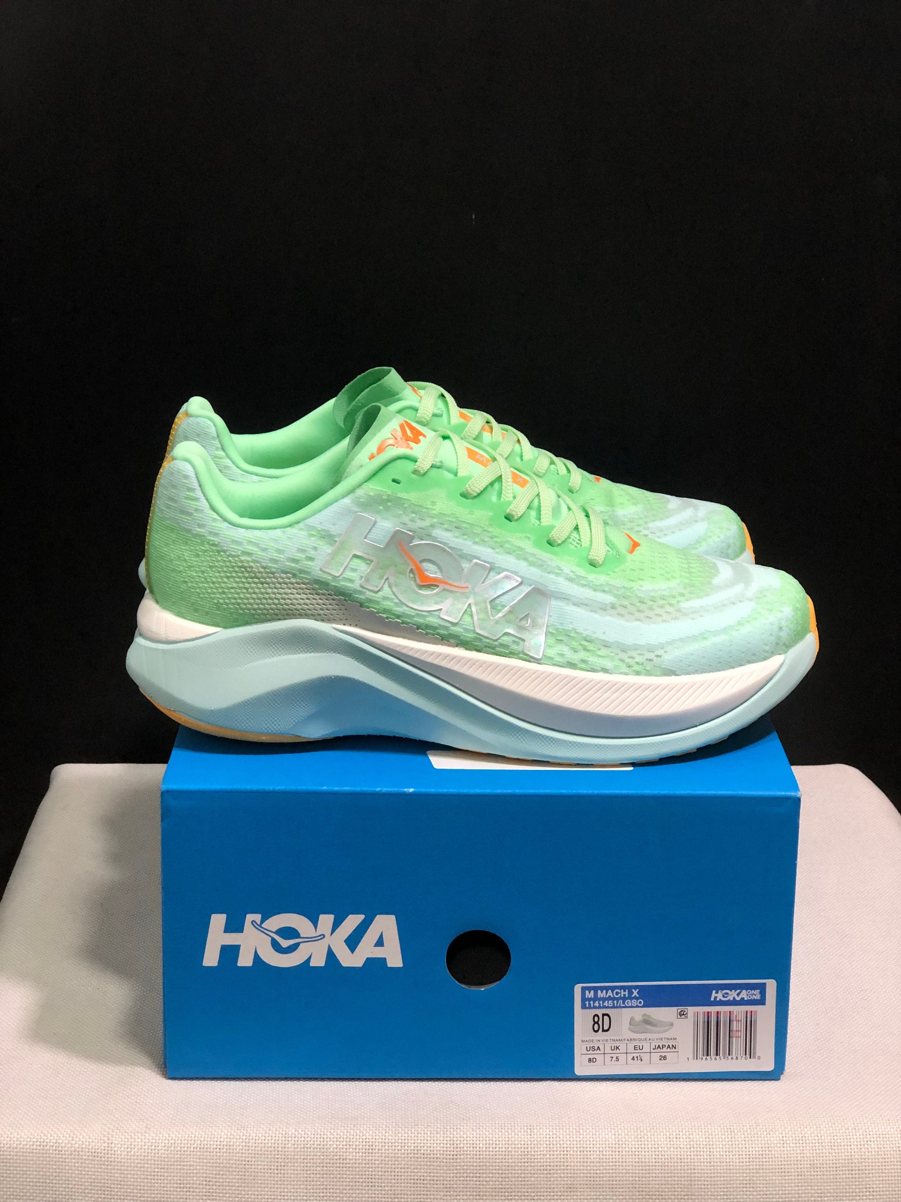 Hoka Mach X