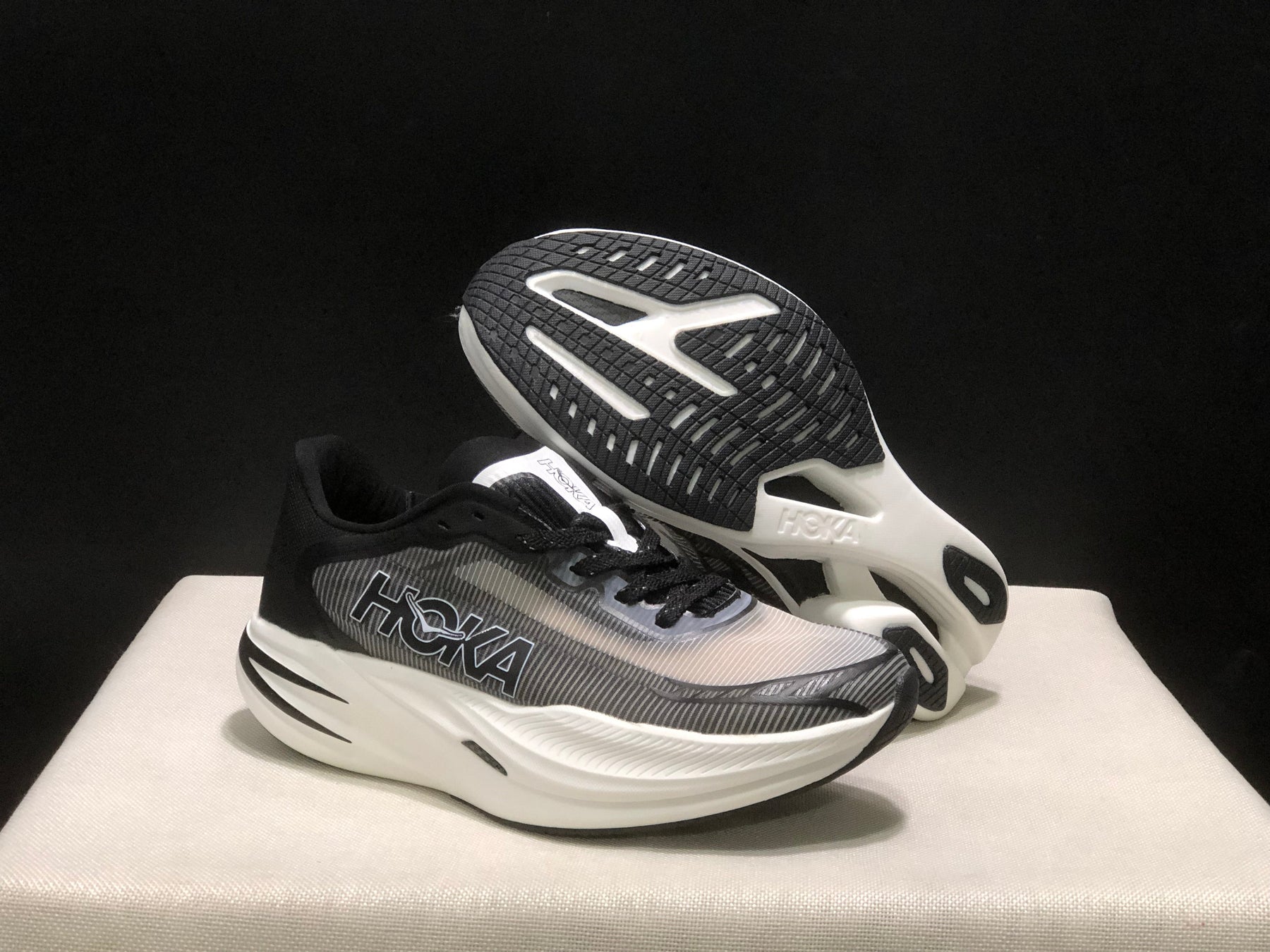 Hoka Cielo X1 2.0