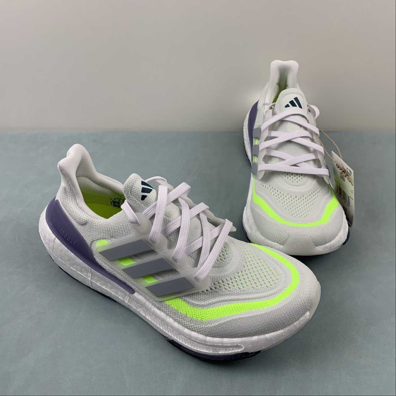 Adidas Ultraboost Light 23