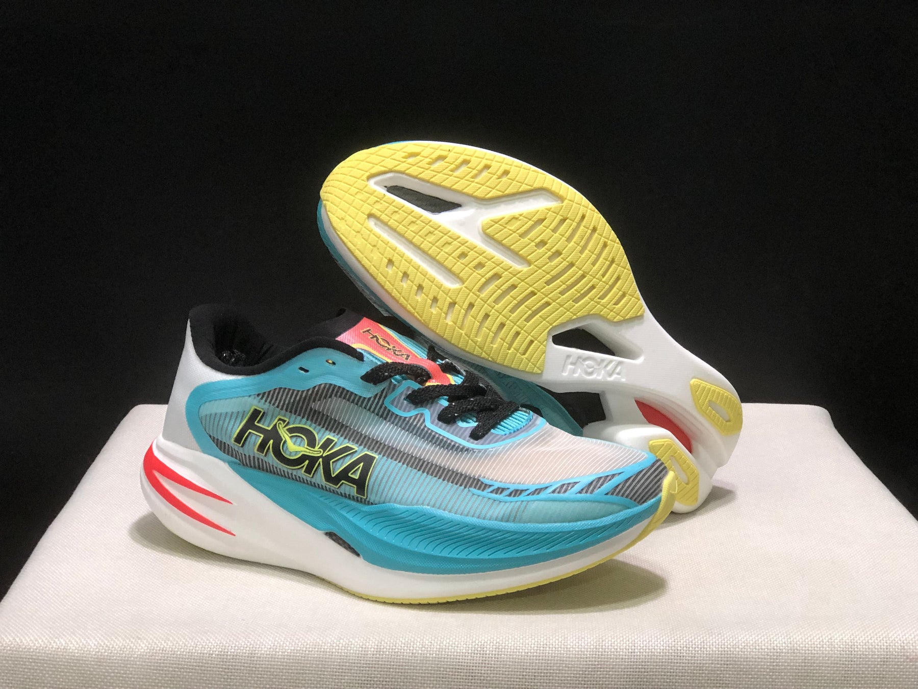 Hoka Cielo X1 2.0