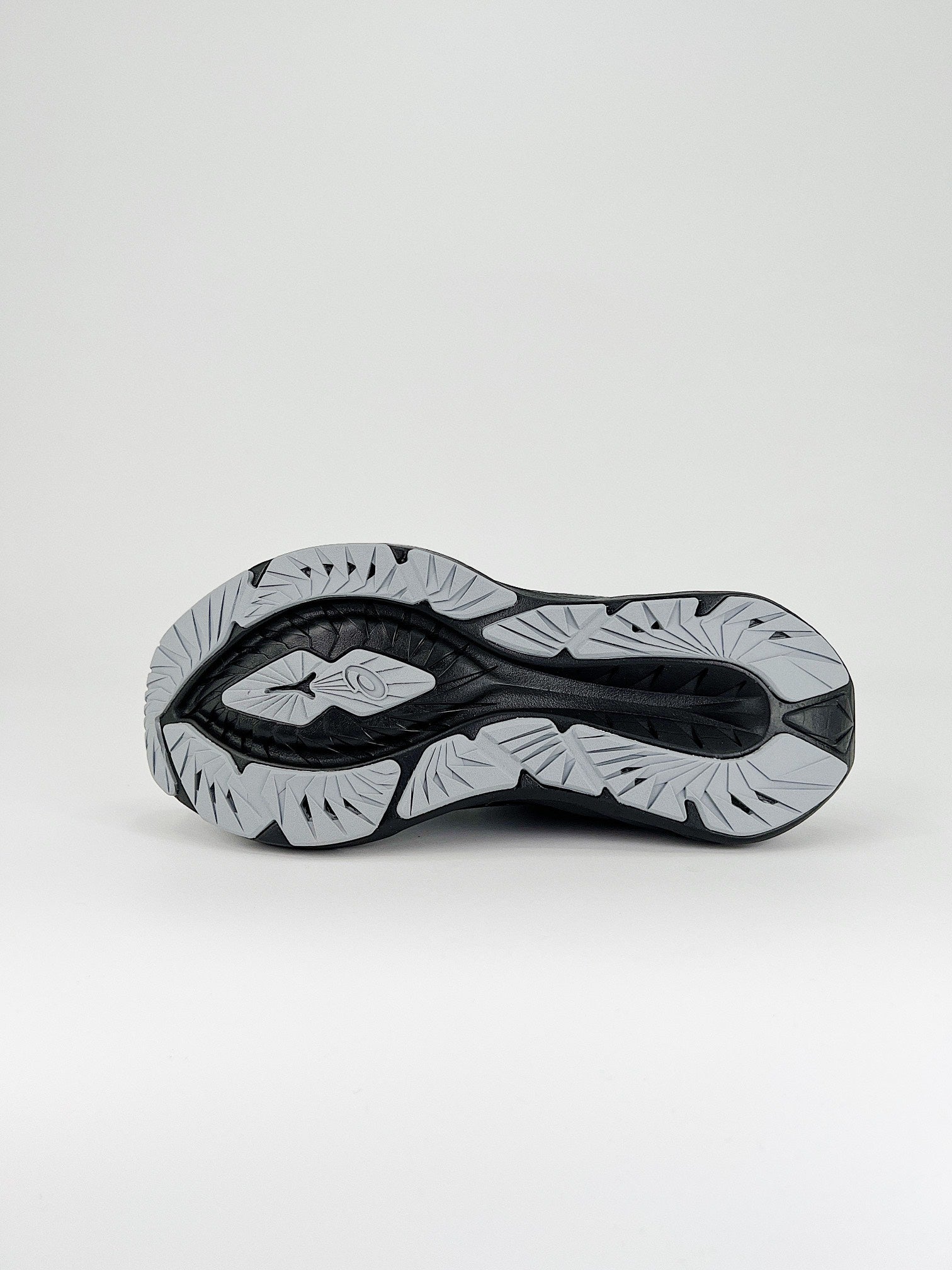 Asics Novablast 4