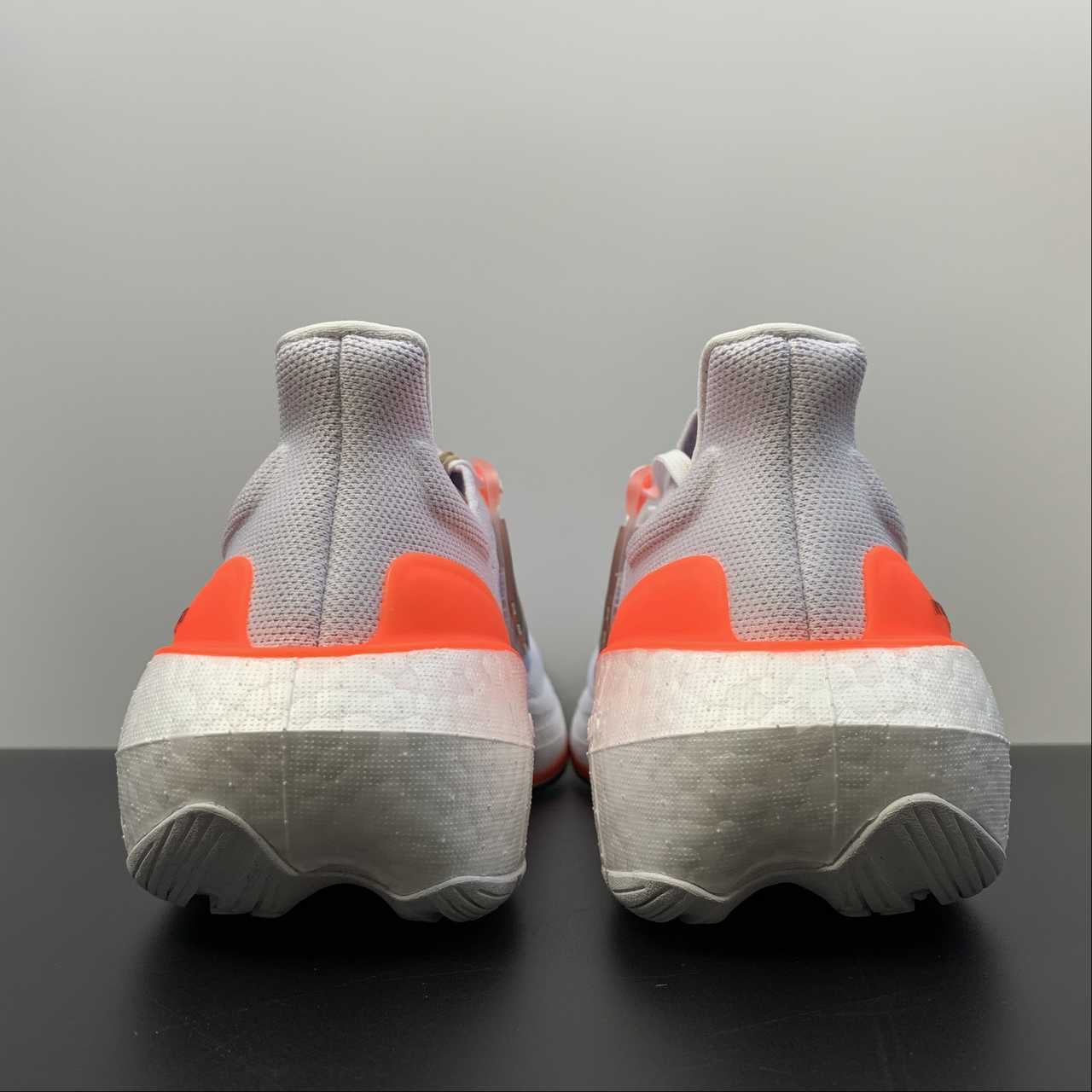 Adidas Ultraboost Light 23