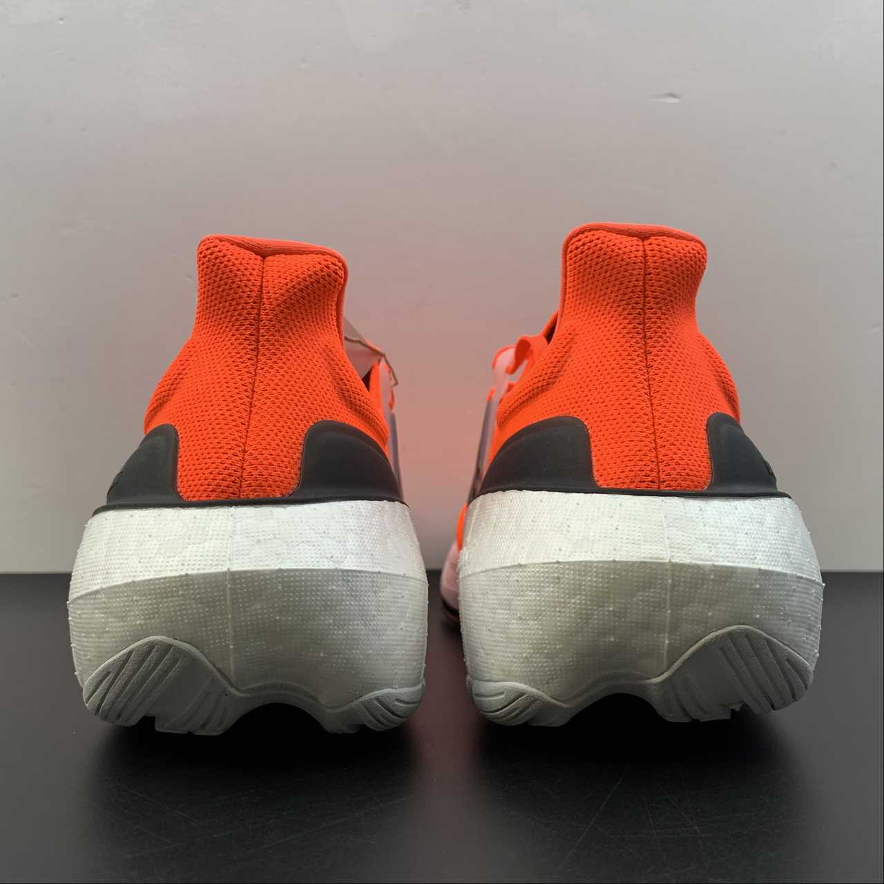 Adidas Ultraboost Light 23