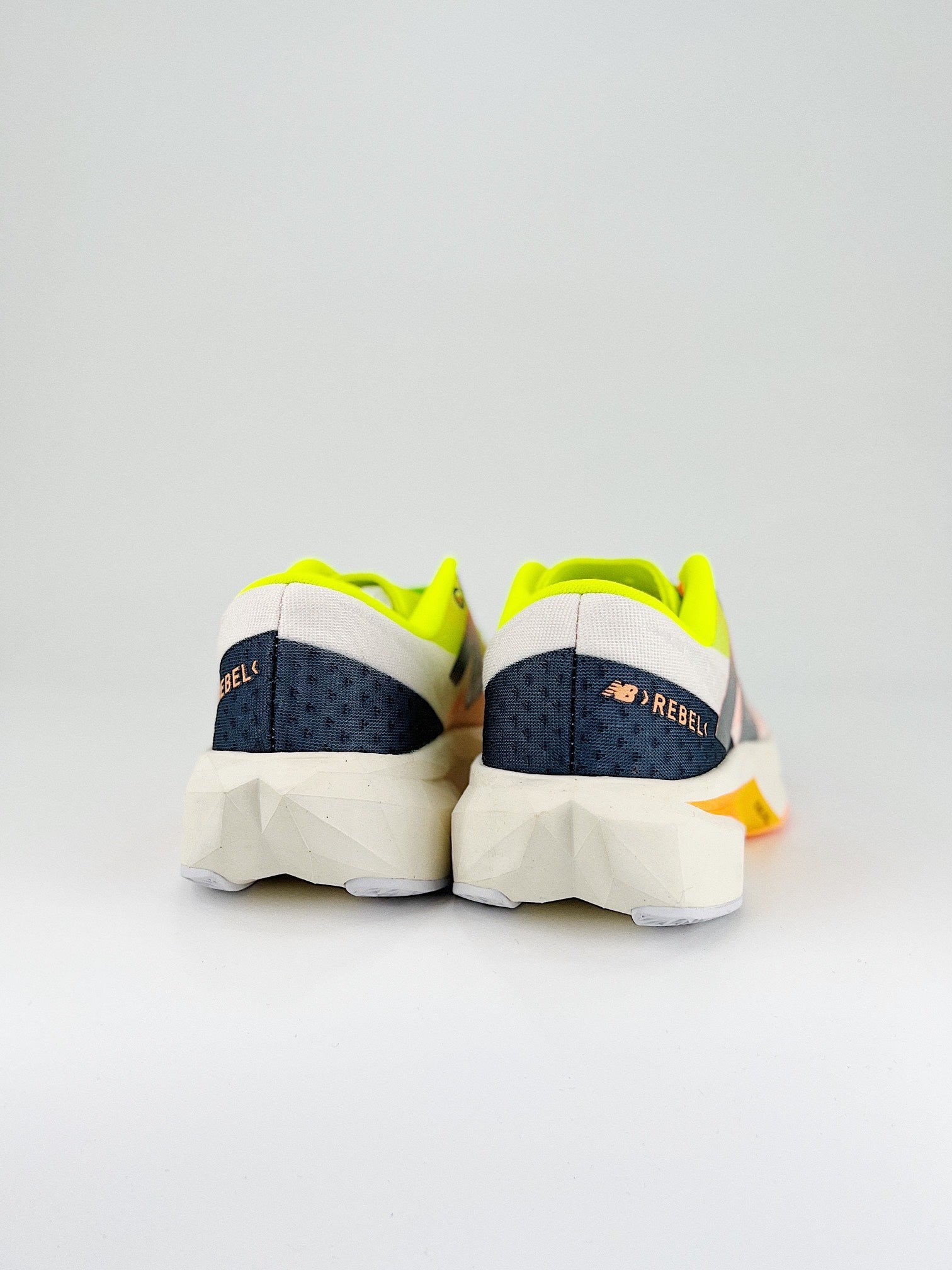 New Balance Rebel V4